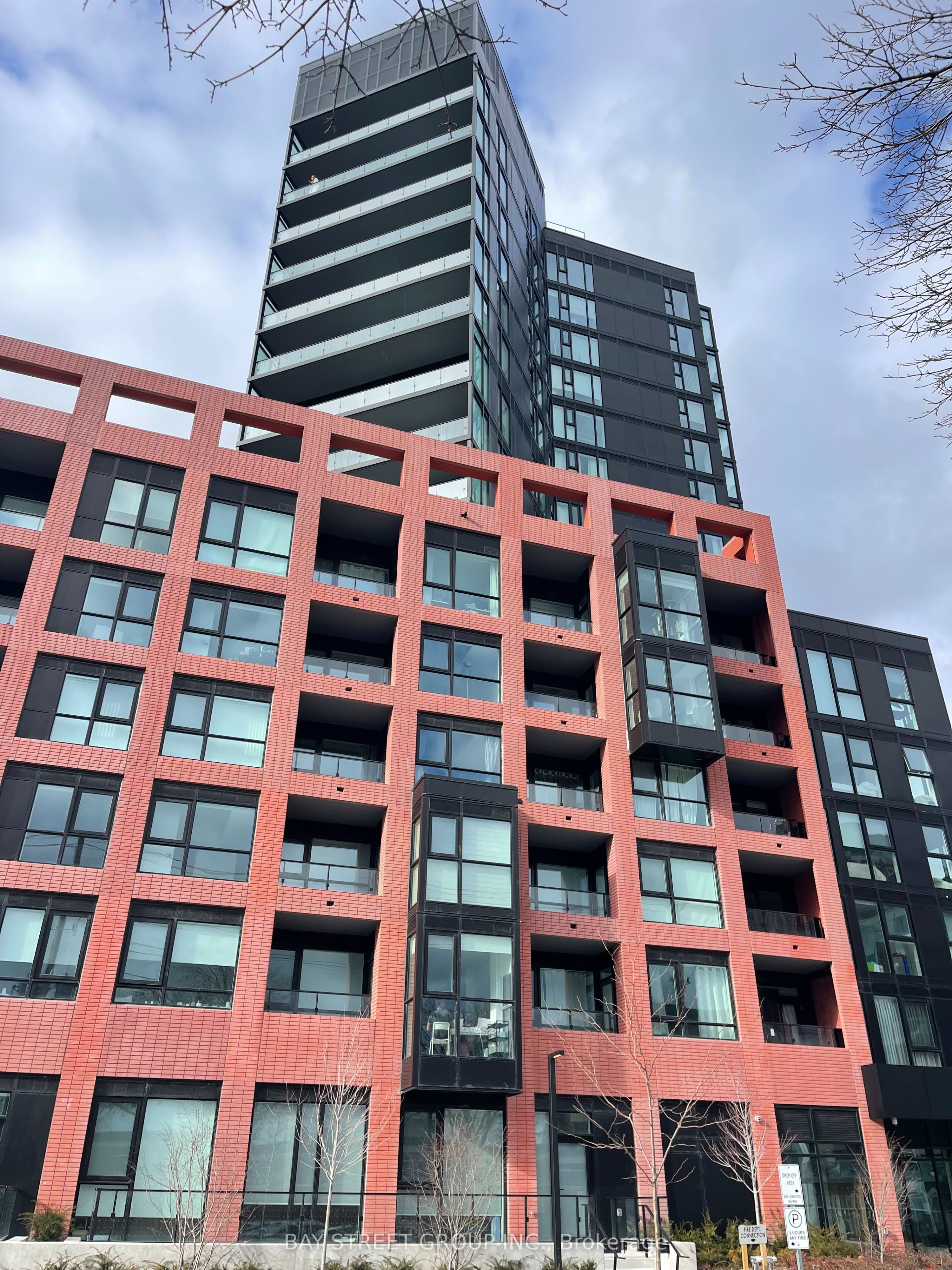 8 TIPPETT Road 1010, Toronto, ON M3H 0E7