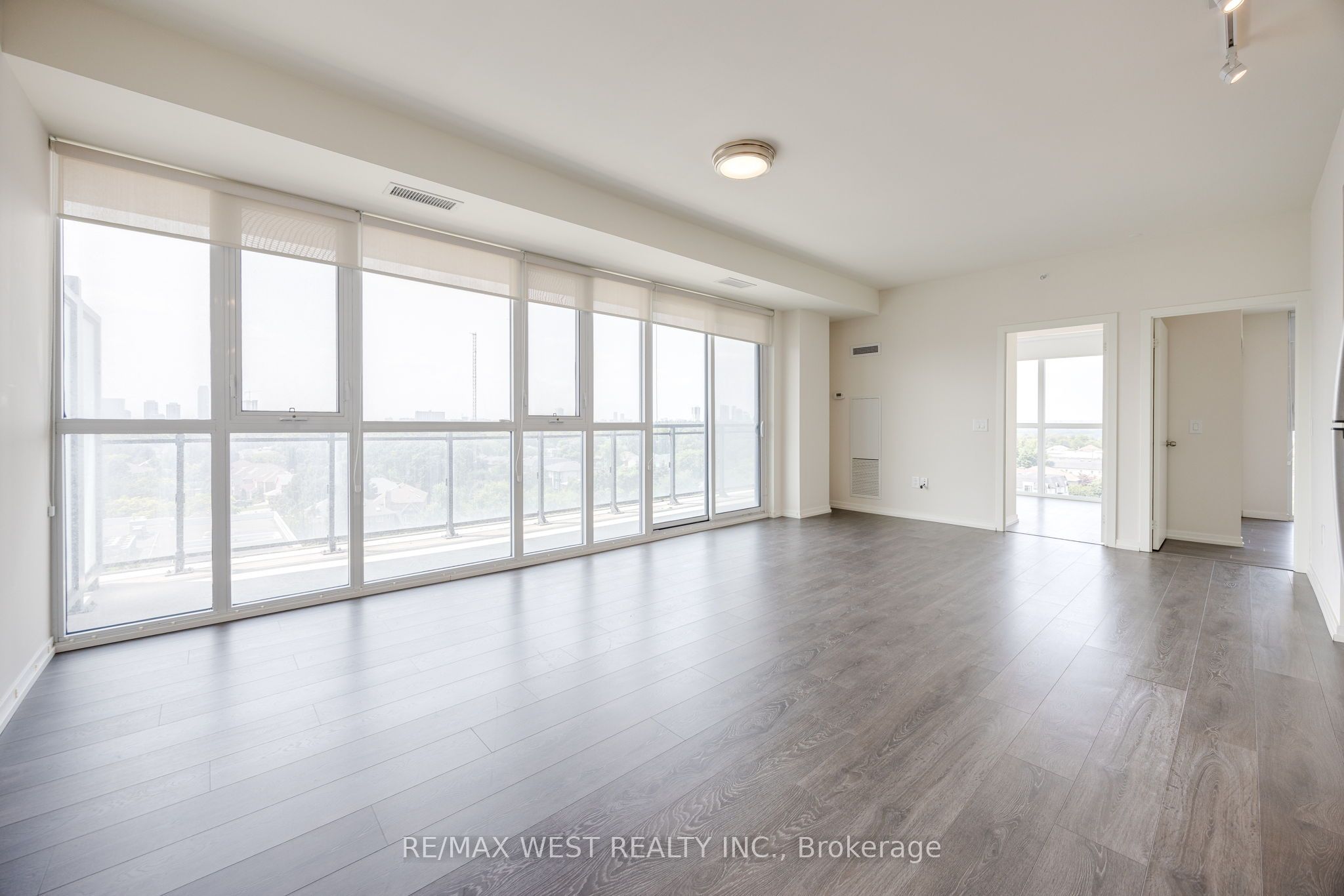 3237 Bayview Avenue 902, Toronto, ON M2K 2J7 photo 2