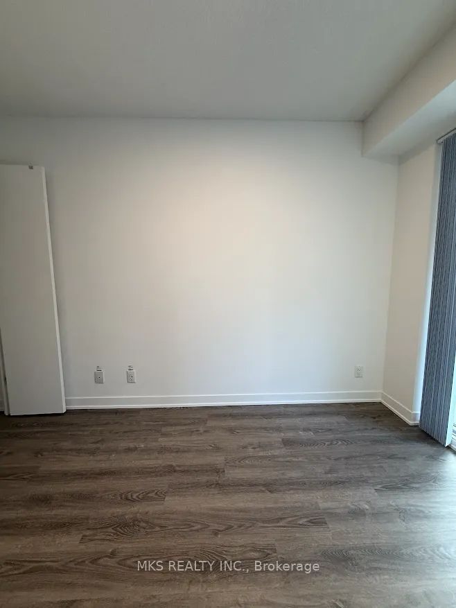 180 Front Street E 818, Toronto, ON M5A 0A9 photo 3
