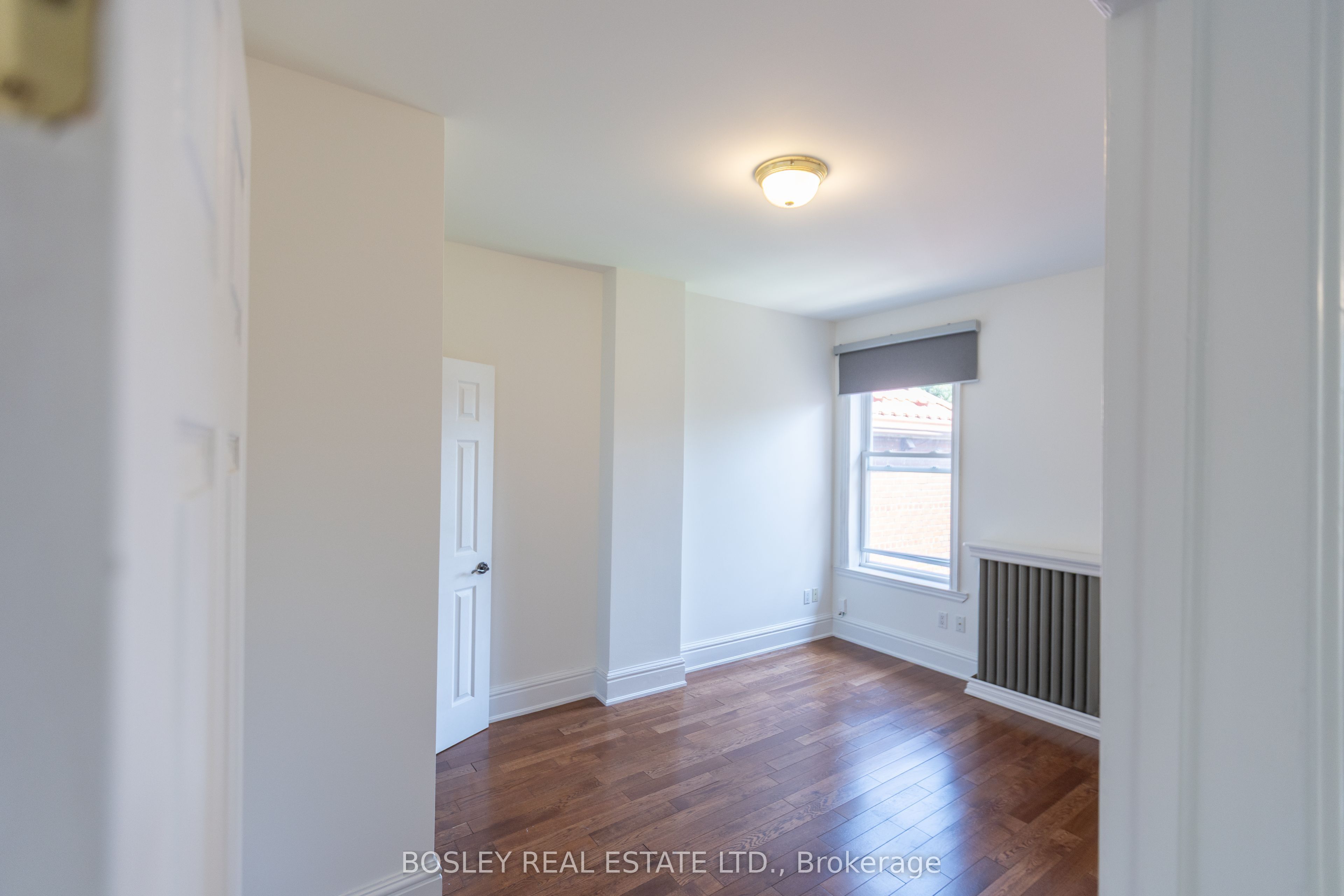 411 Shaw Street 2nd & 3rd, Toronto, ON M6J 2X4 photo 4