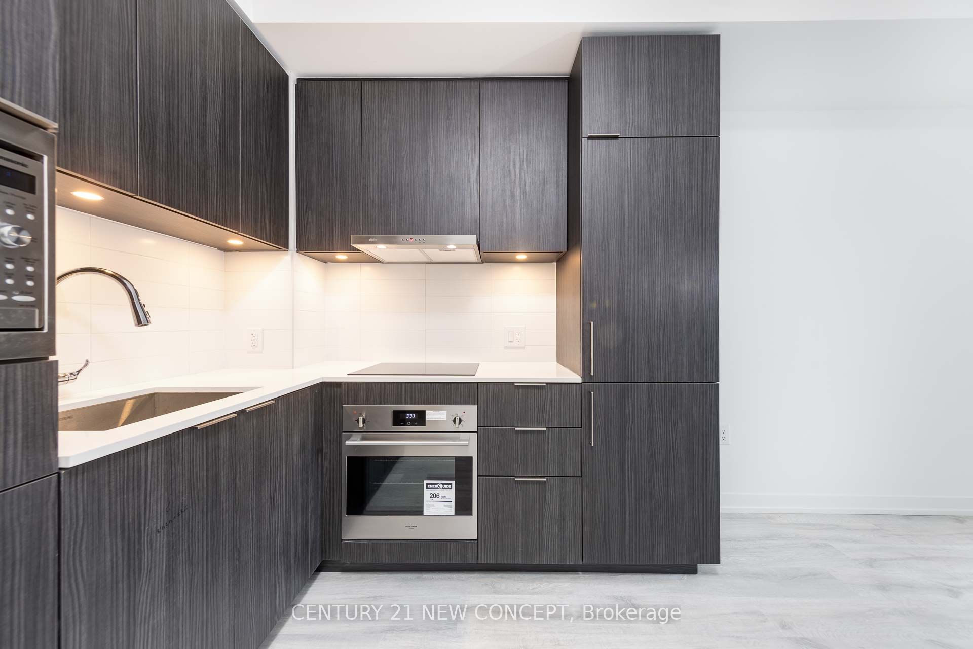8 Olympic Garden Drive S417, Toronto, ON M2M 0B9 photo 4