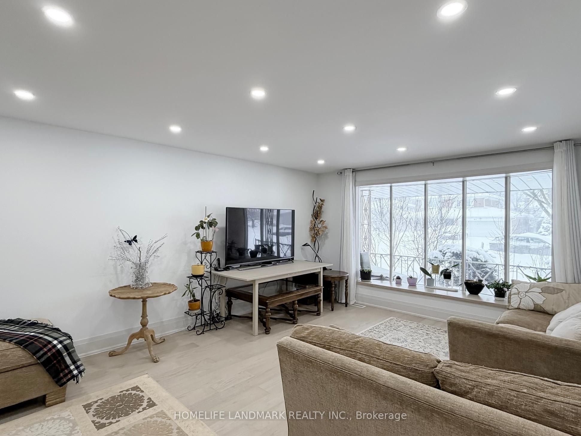 50 Bruce Farm Drive, Toronto, ON M2H 1G5 photo 3