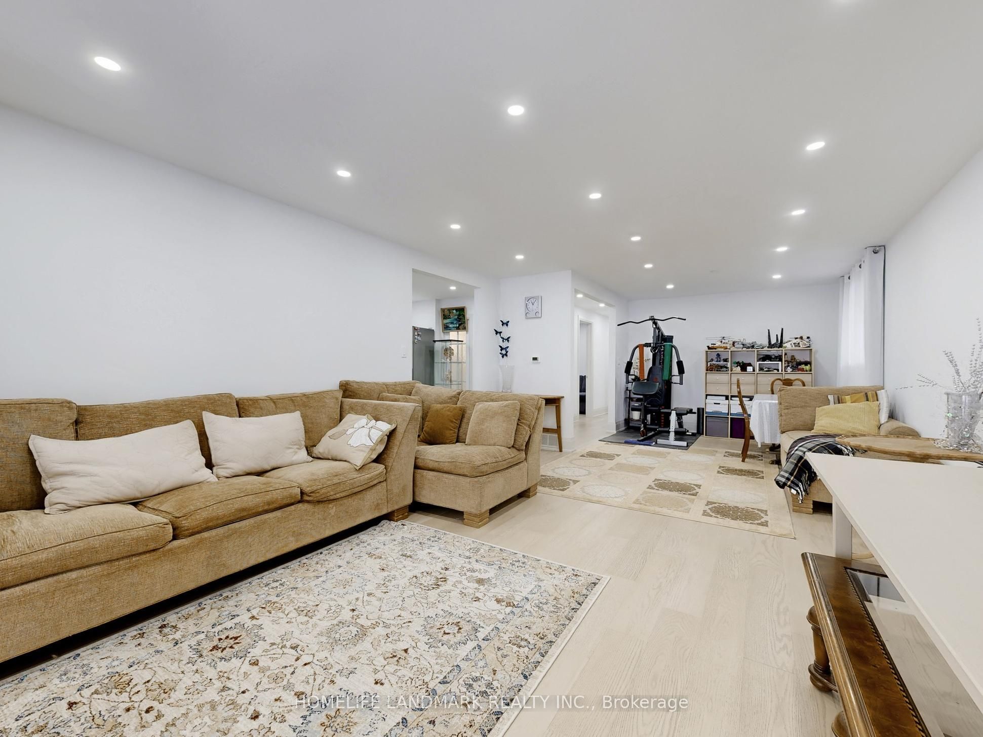50 Bruce Farm Drive, Toronto, ON M2H 1G5 photo 4