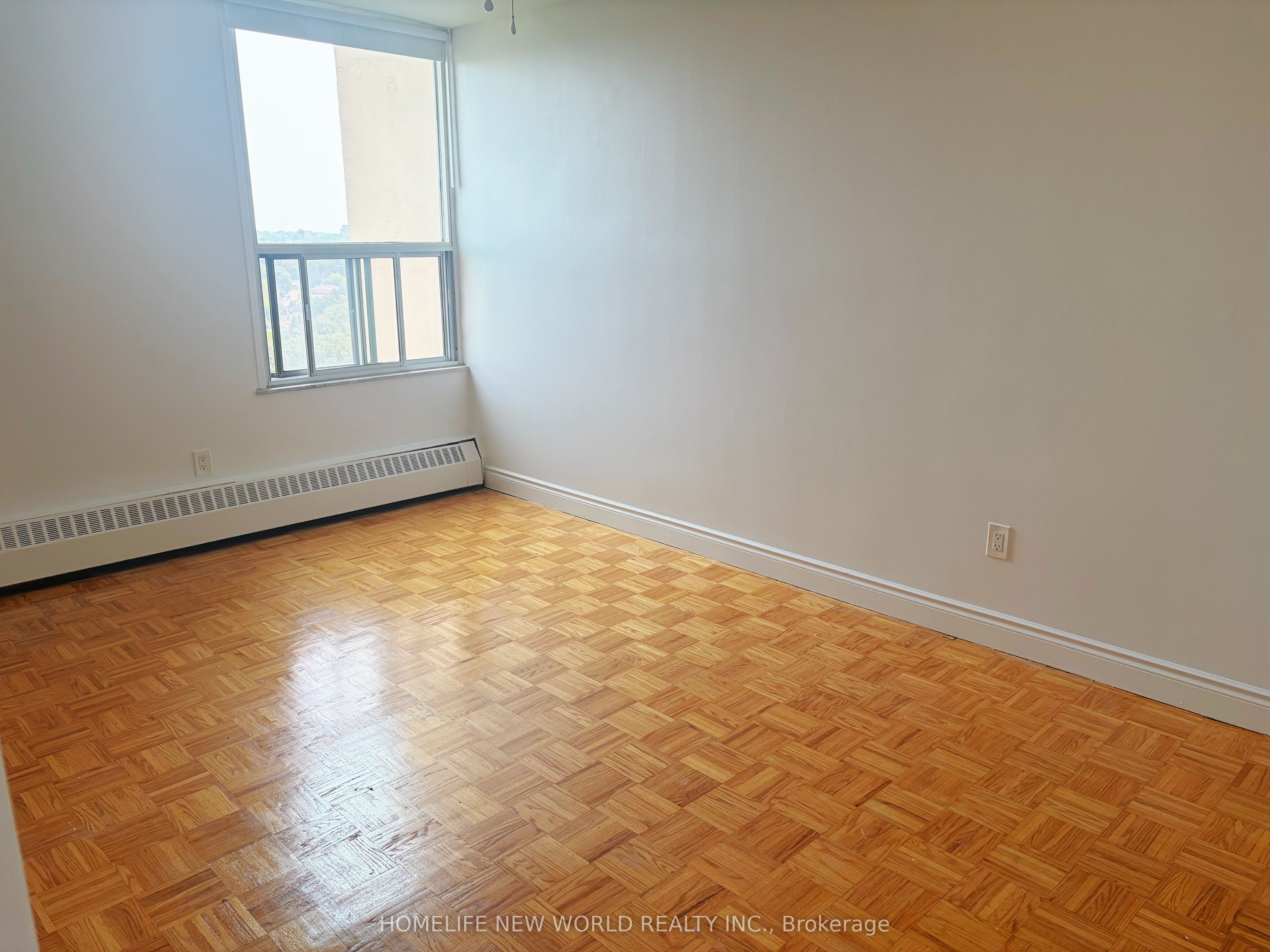 15 Vicora Link Way 1802, Toronto, ON M3C 1A9 photo 3