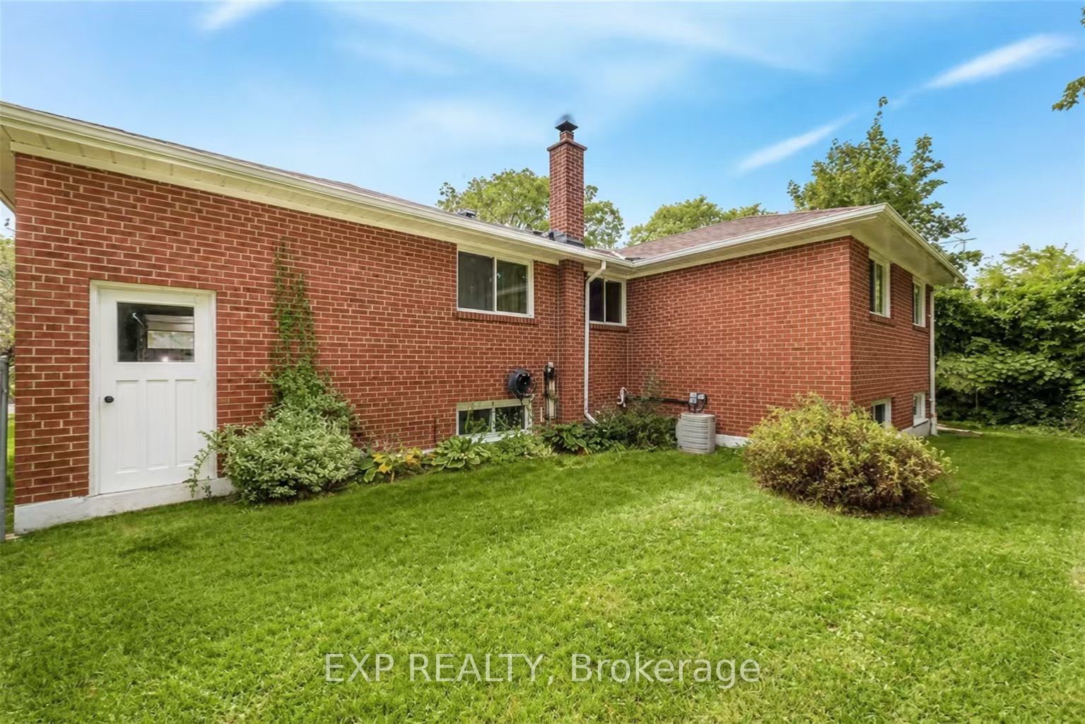 114 Castlegrove Boulevard, Toronto, ON M3A 1L6 photo 2