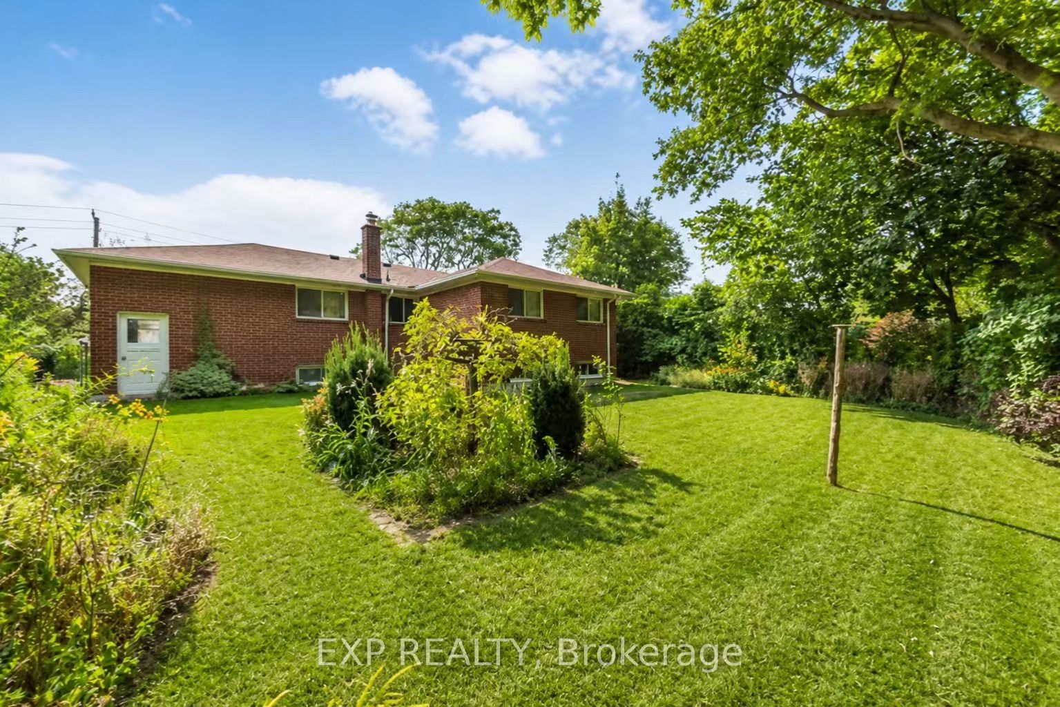 114 Castlegrove Boulevard, Toronto, ON M3A 1L6 photo 3