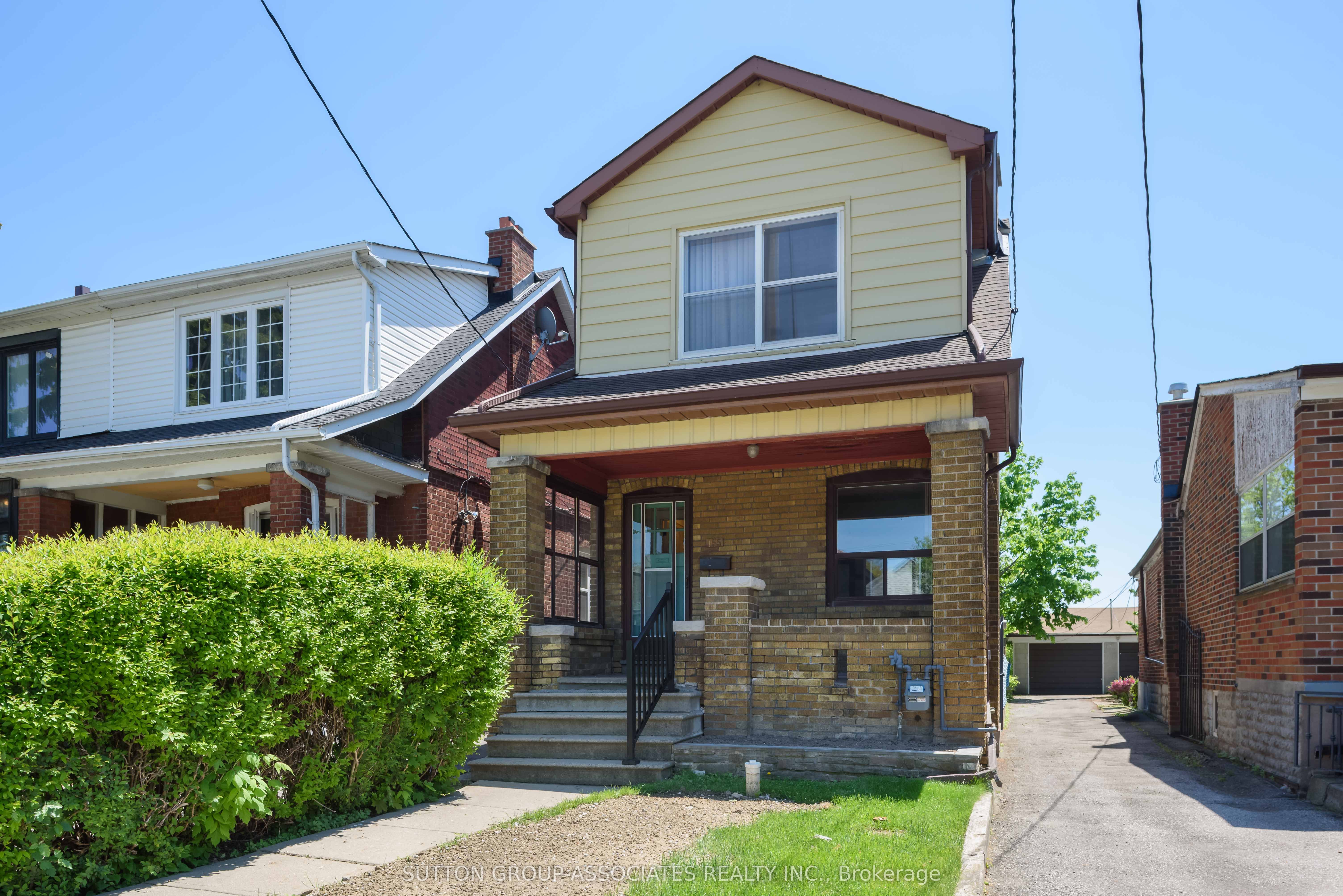 155 Earlsdale Avenue, Toronto, ON M6E 1L3