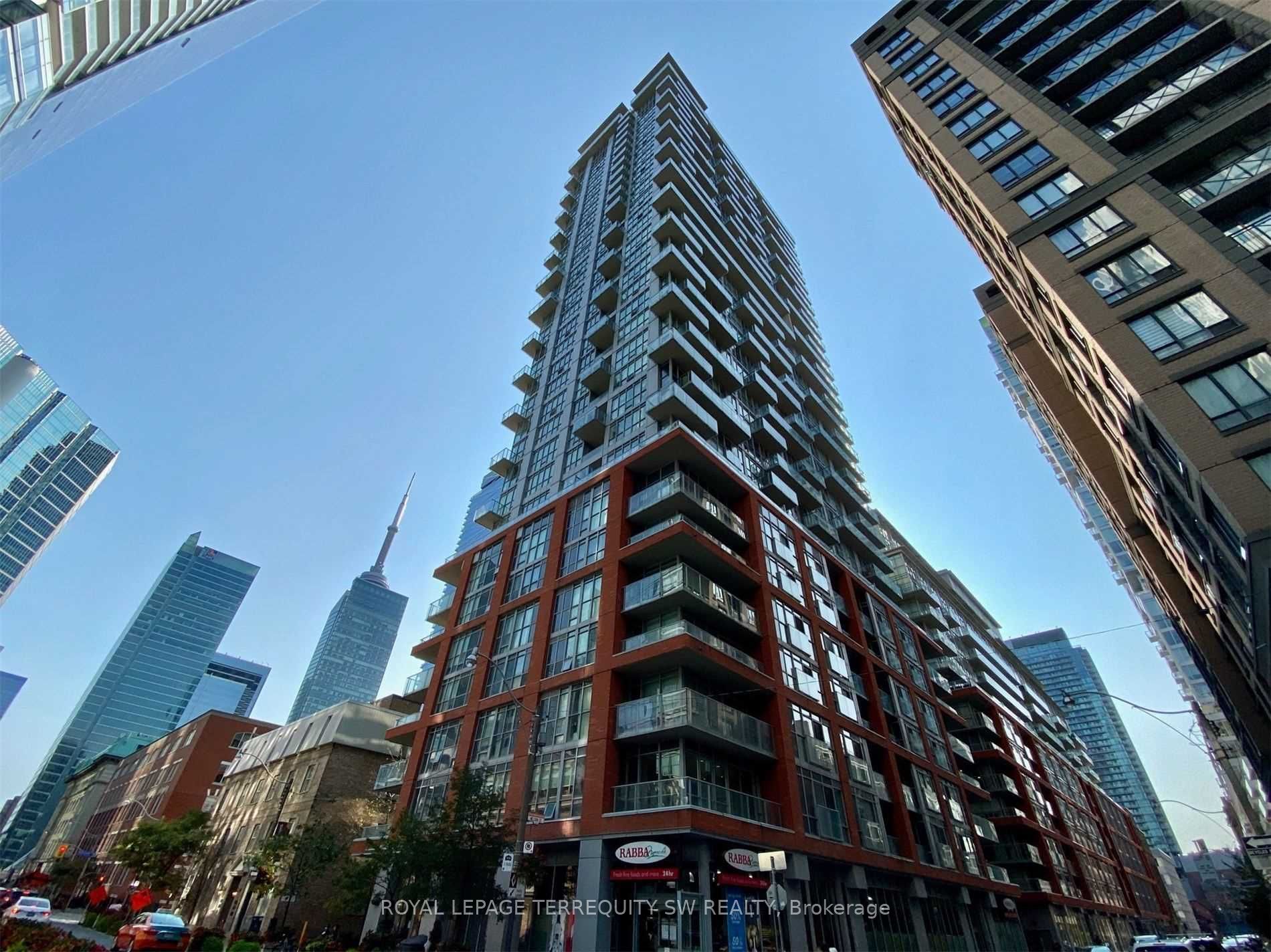 126 Simcoe Street 613, Toronto, ON M5H 4E6