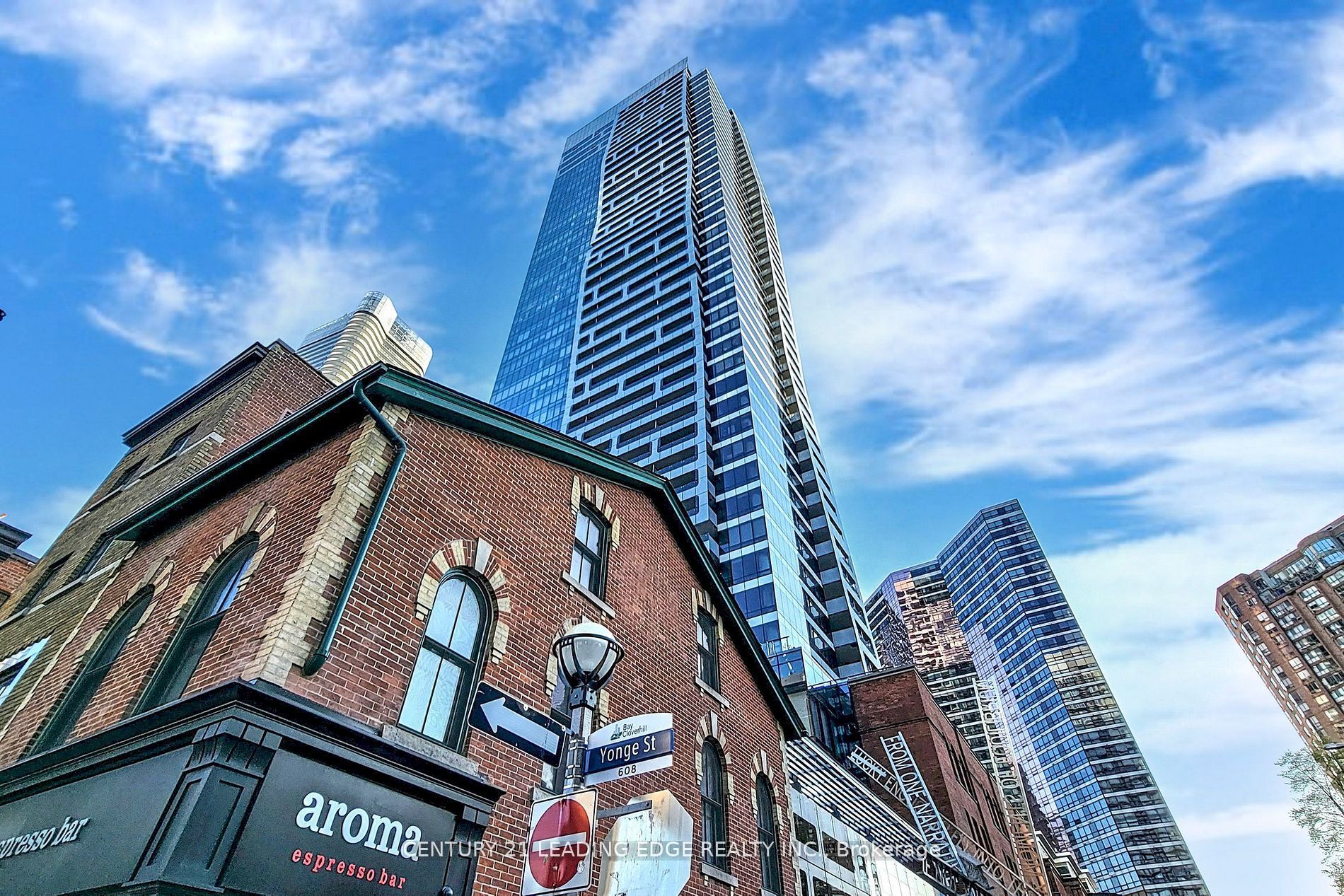 5 St Joseph Street 418, Toronto, ON M4Y 1Z3 photo 3
