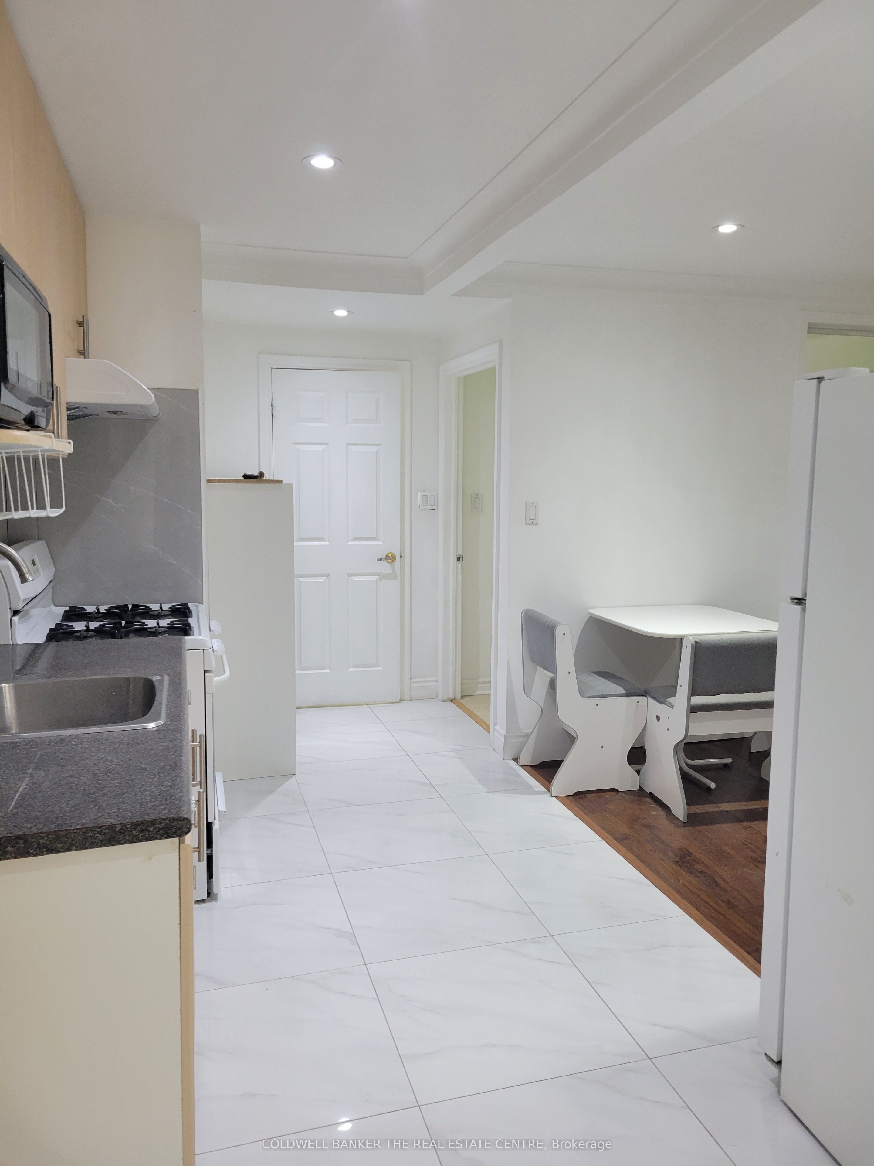 2646 Victoria Park Avenue Unit B, Toronto, ON M2J 4A6 photo 5