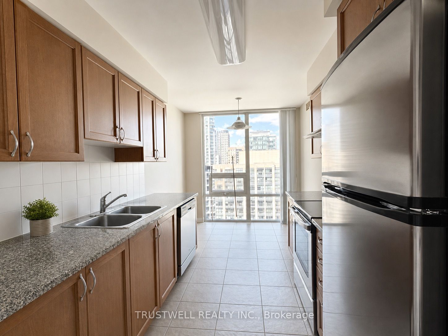 35 Hollywood Avenue 2120, Toronto, ON M2N 0A9 photo 2