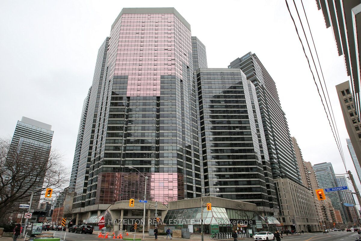 1001 Bay Street 2305, Toronto, ON M5S 3A6