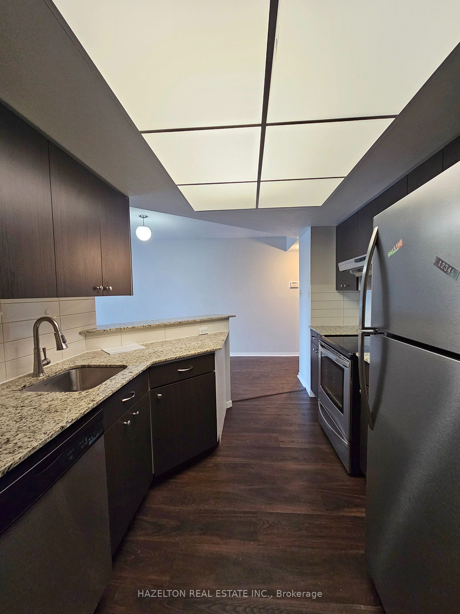 1001 Bay Street 2305, Toronto, ON M5S 3A6 photo 5