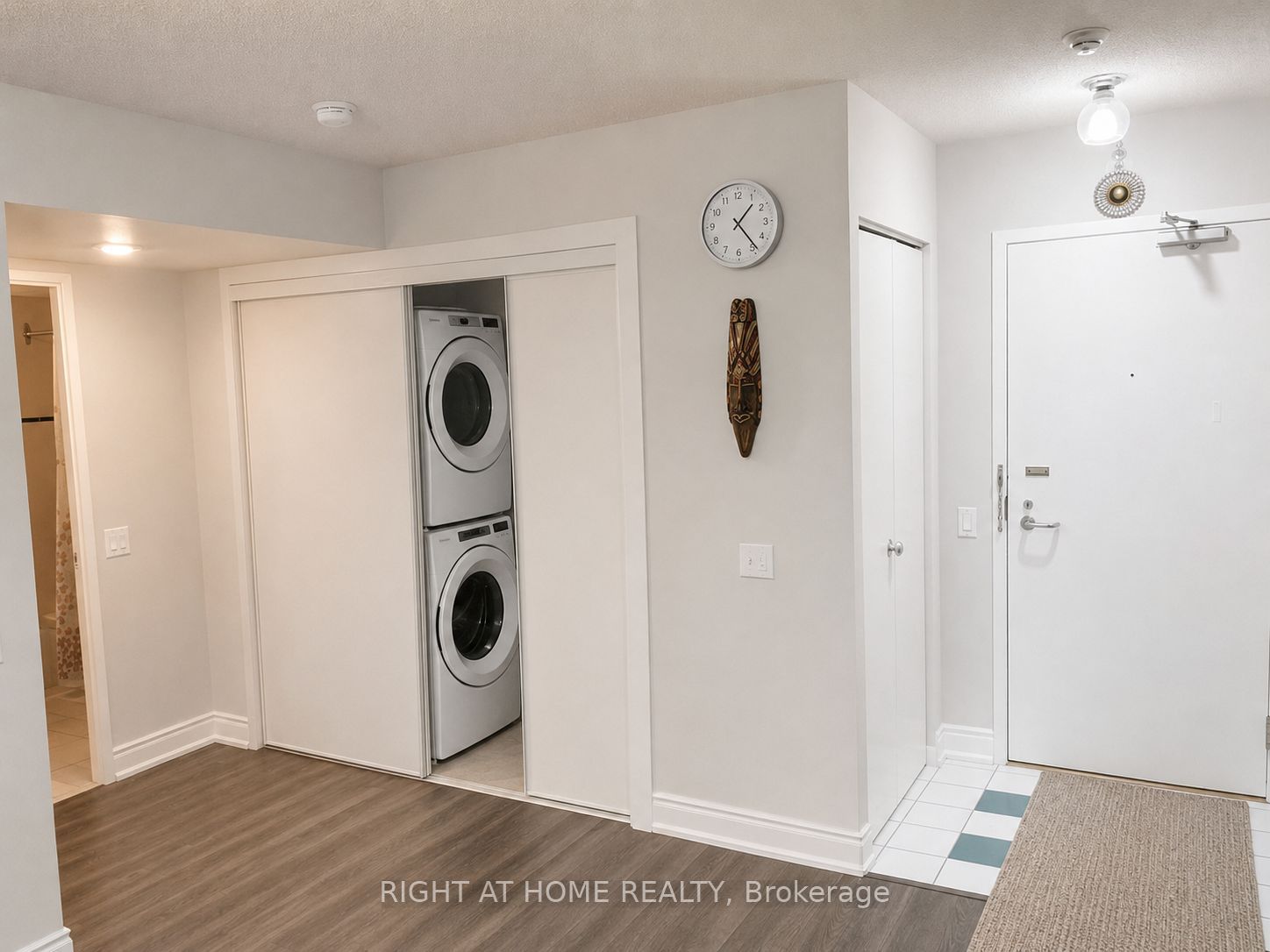 21 Overlea Boulevard 1202, Toronto, ON M4H 1P2 photo 4