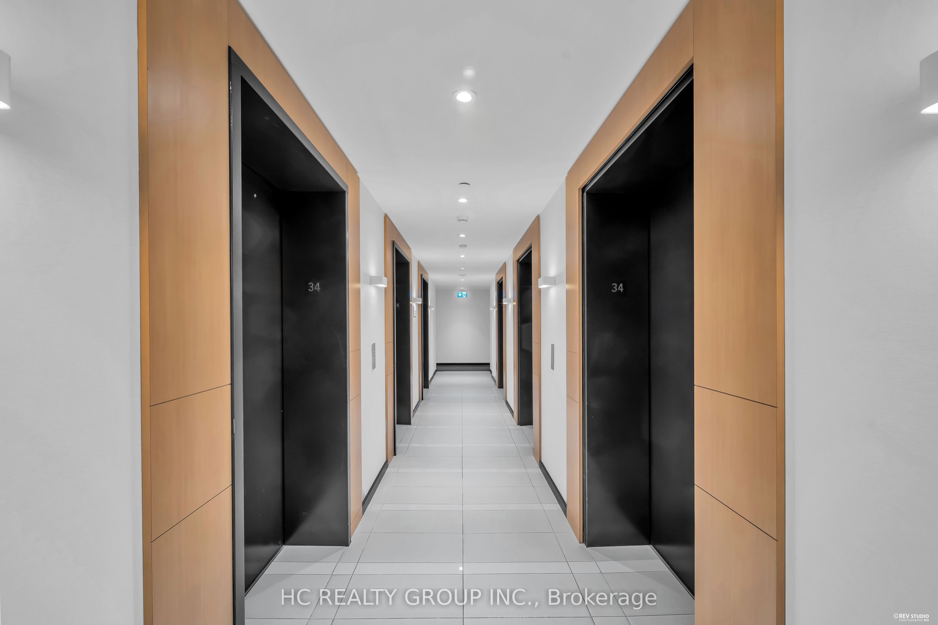 11 Wellesley Street W 3408, Toronto, ON M4Y 0G4 photo 5