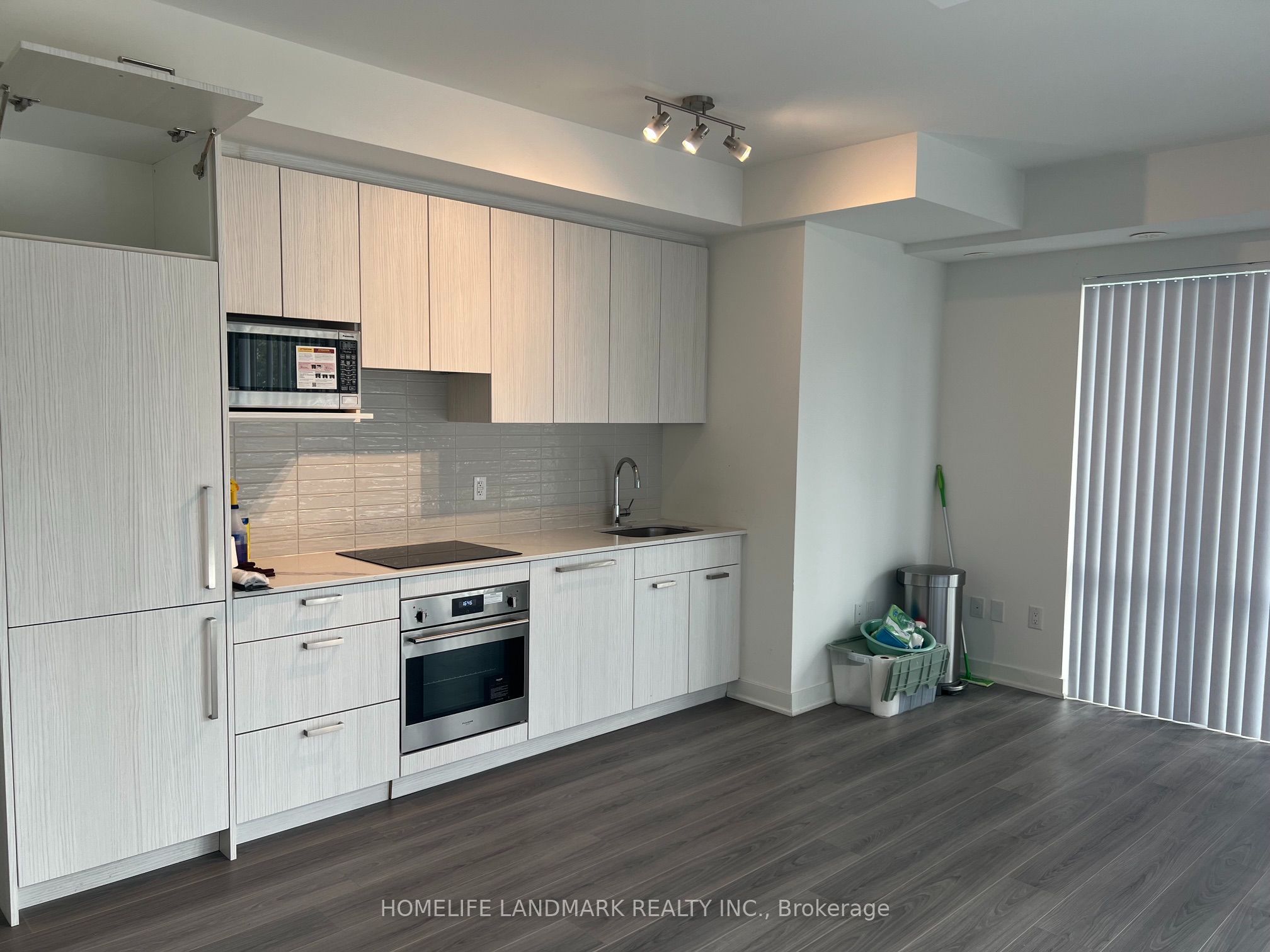 67 Curlew Drive 145, Toronto, ON M3A 0B4 photo 2