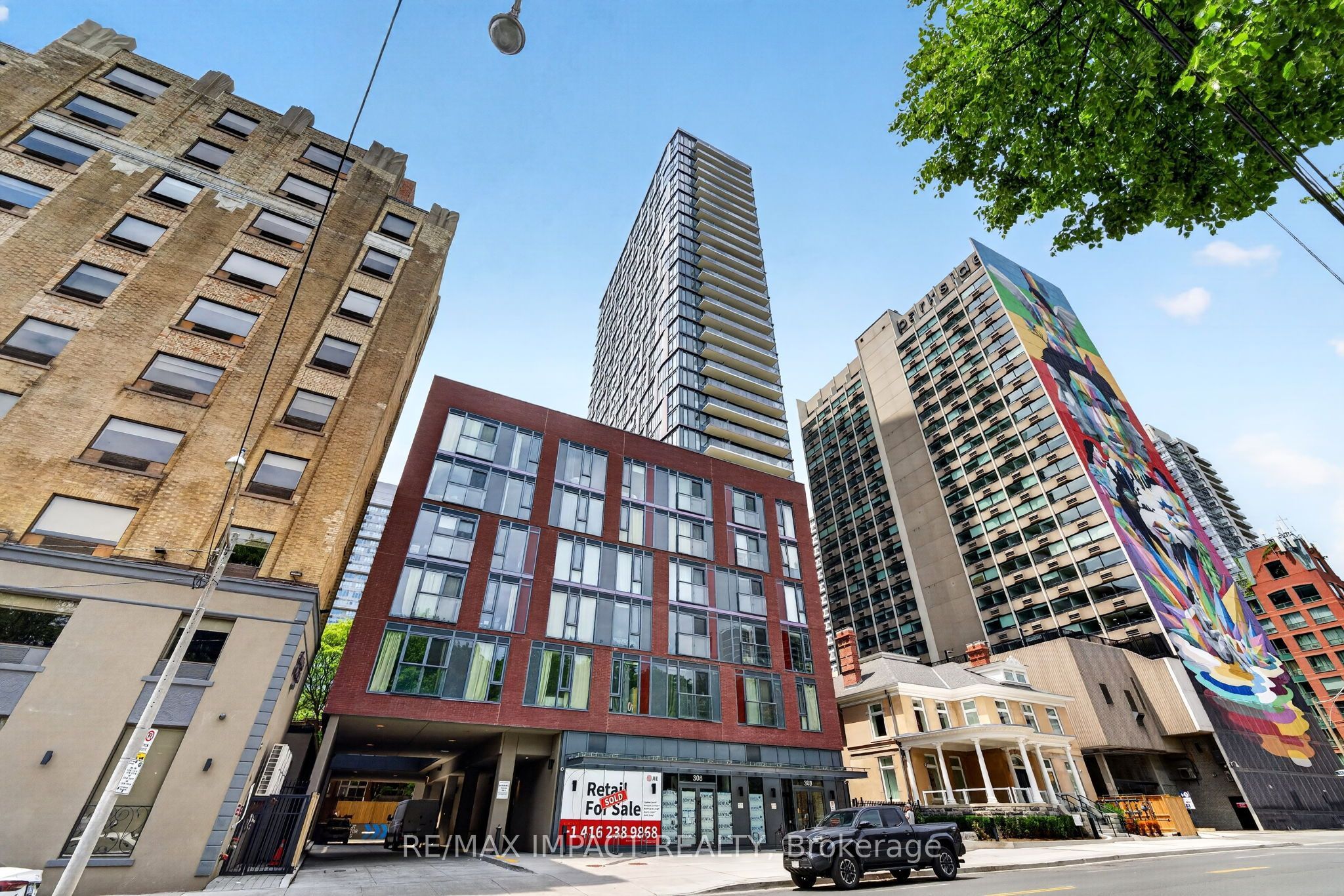 308 Jarvis Street 813, Toronto, ON M5B 0E3 photo 2