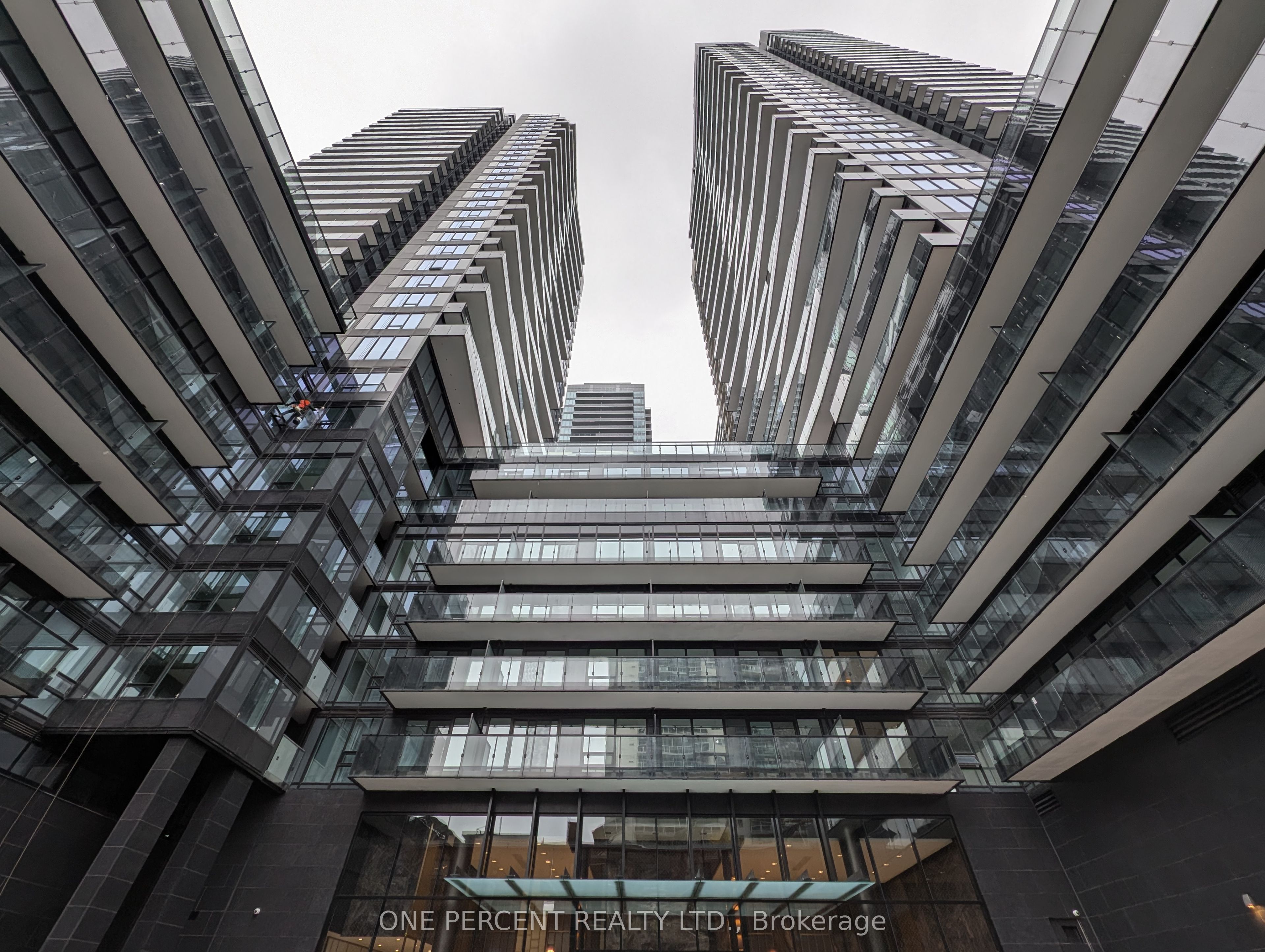 127 Broadway Avenue 1104, Toronto, ON M4P 1V4