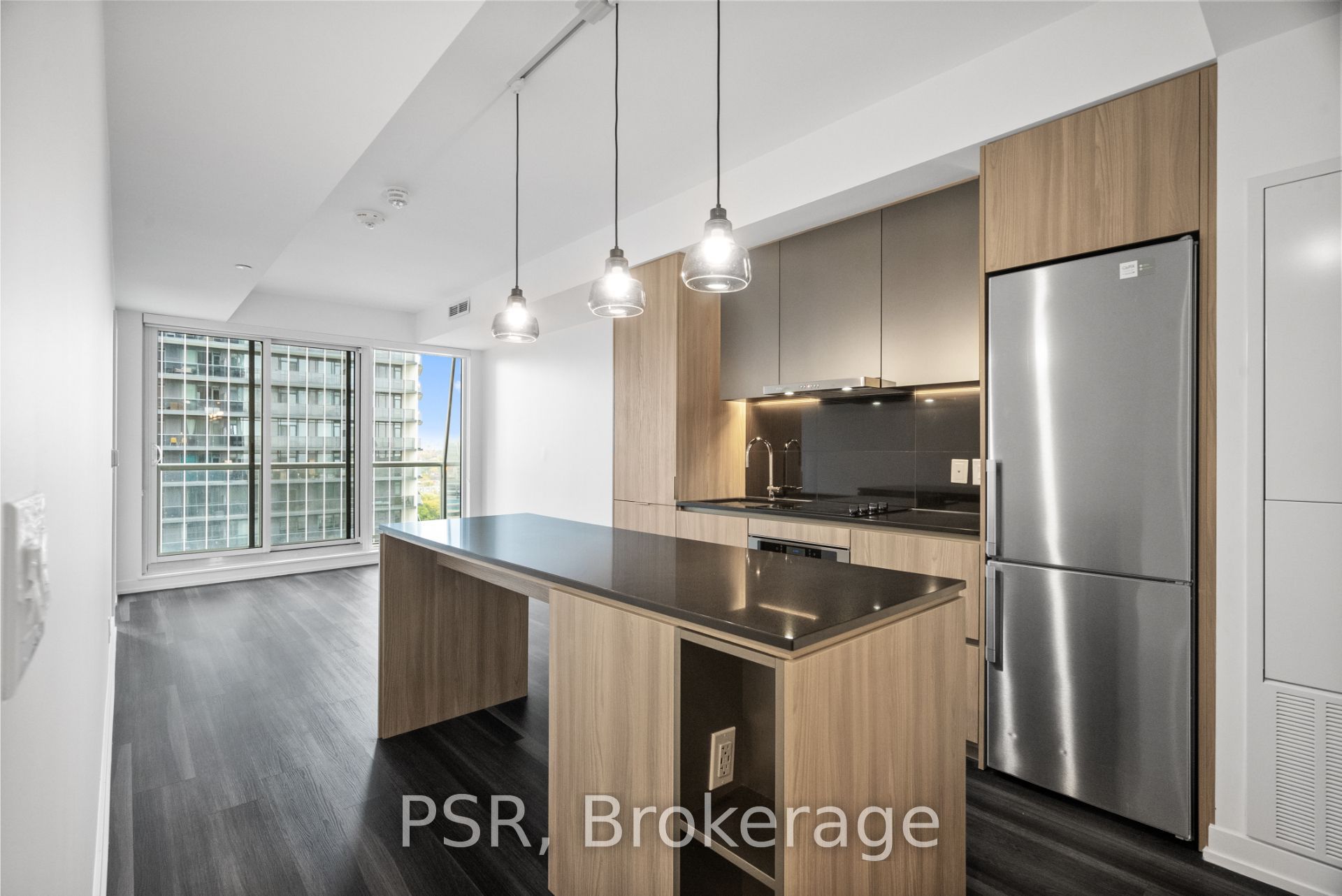 11 Ordnance Street 1611, Toronto, ON M6K 0H4 photo 2
