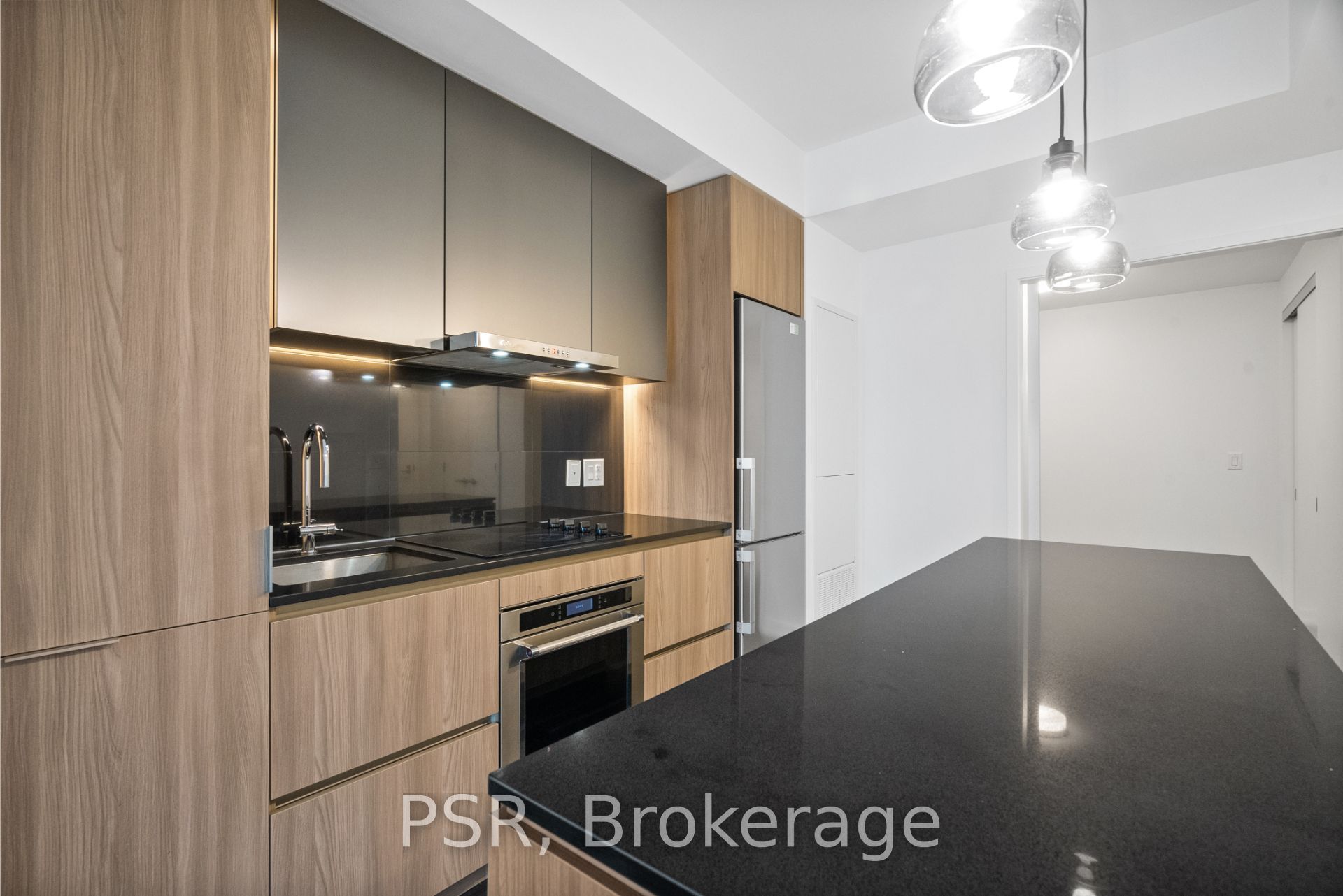 11 Ordnance Street 1611, Toronto, ON M6K 0H4 photo 4