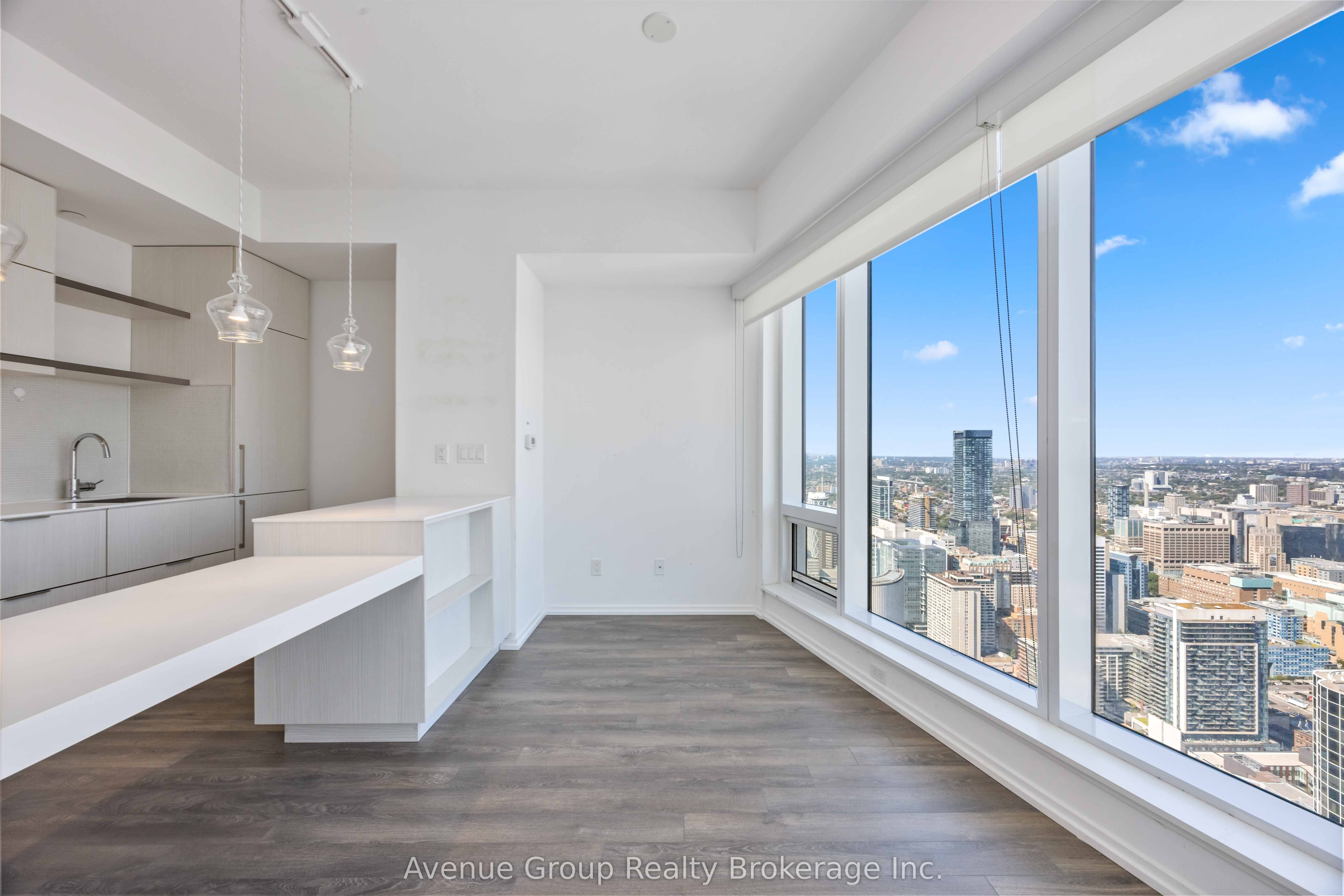 197 Yonge Street 5713, Toronto, ON M5B 0C1 photo 5
