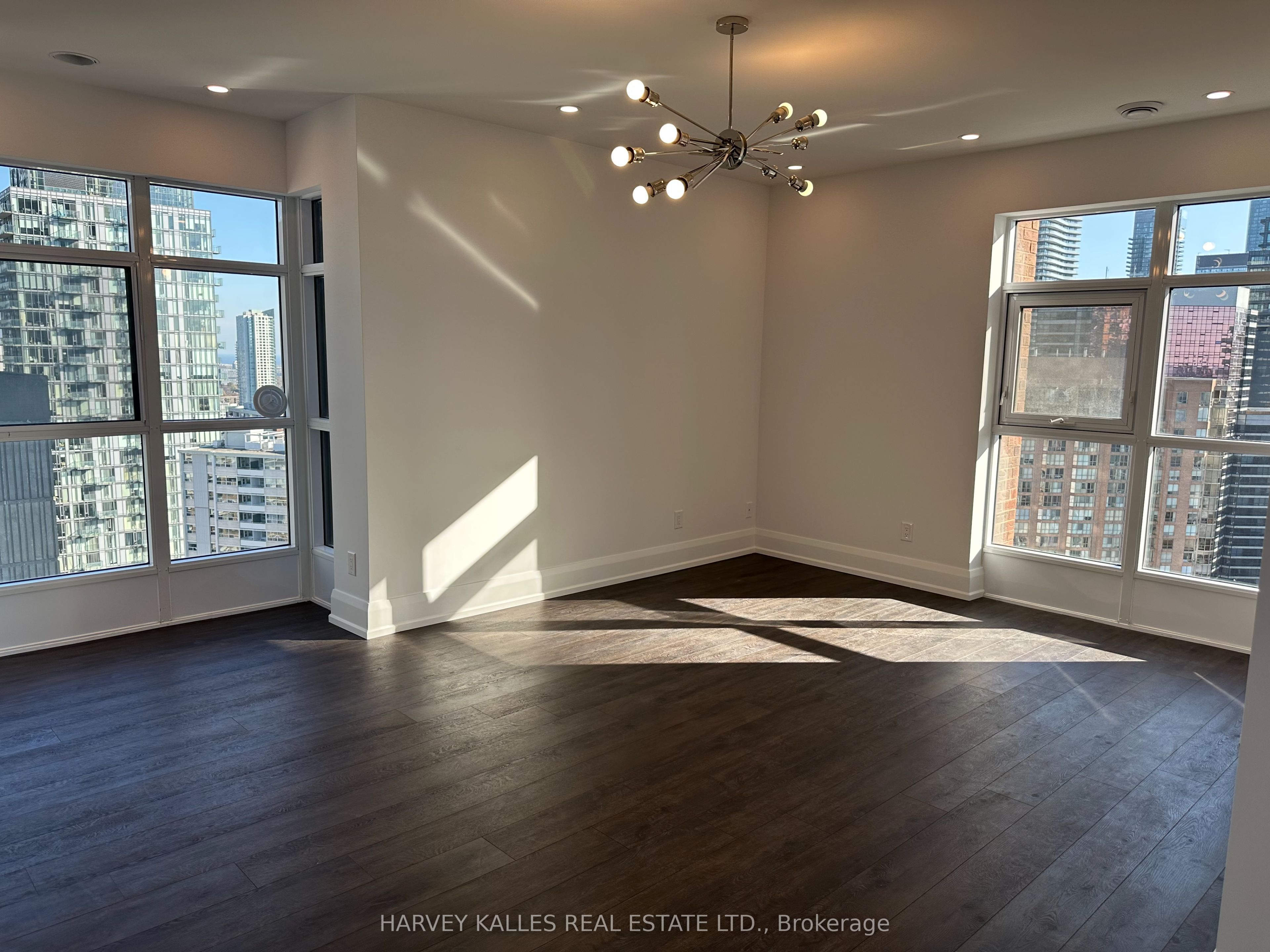 55 W Charles Street W 3101, Toronto, ON M5S 2W9 photo 5