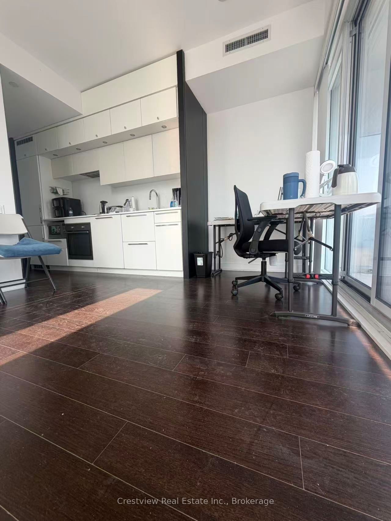 15 grenville Street 2003, Toronto, ON M4Y 0B9