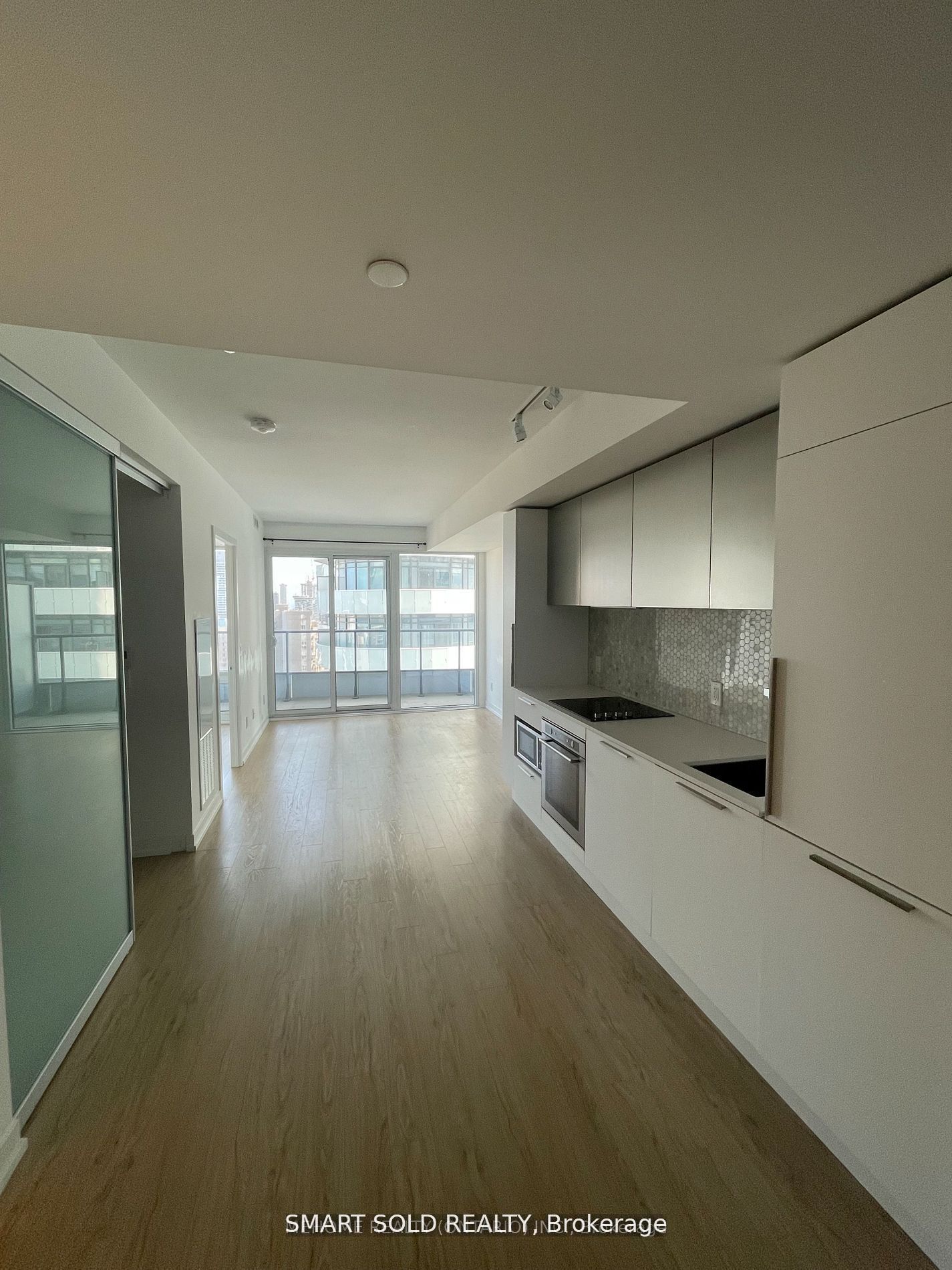 85 Wood Street 2801, Toronto, ON M4Y 0E8 photo 5