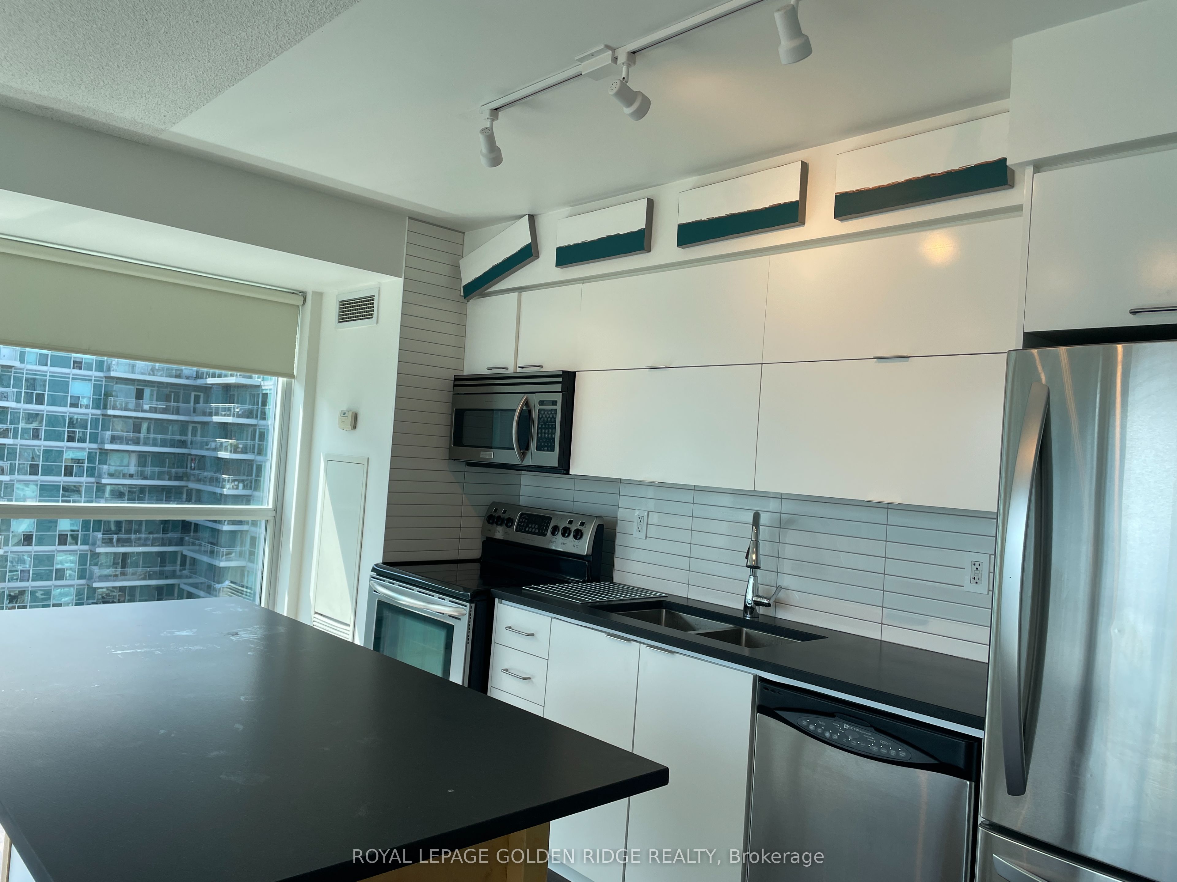 80 Western Battery Road 2303, Toronto, ON M6K 3S1 photo 3