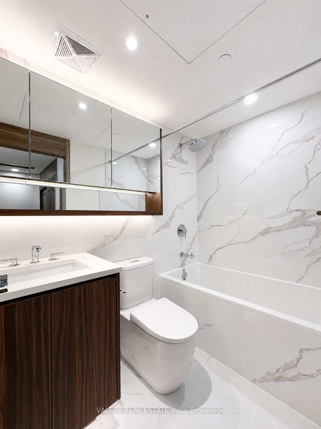 75 Billes Heights 1005, Toronto, ON M2K 0J8 photo 5