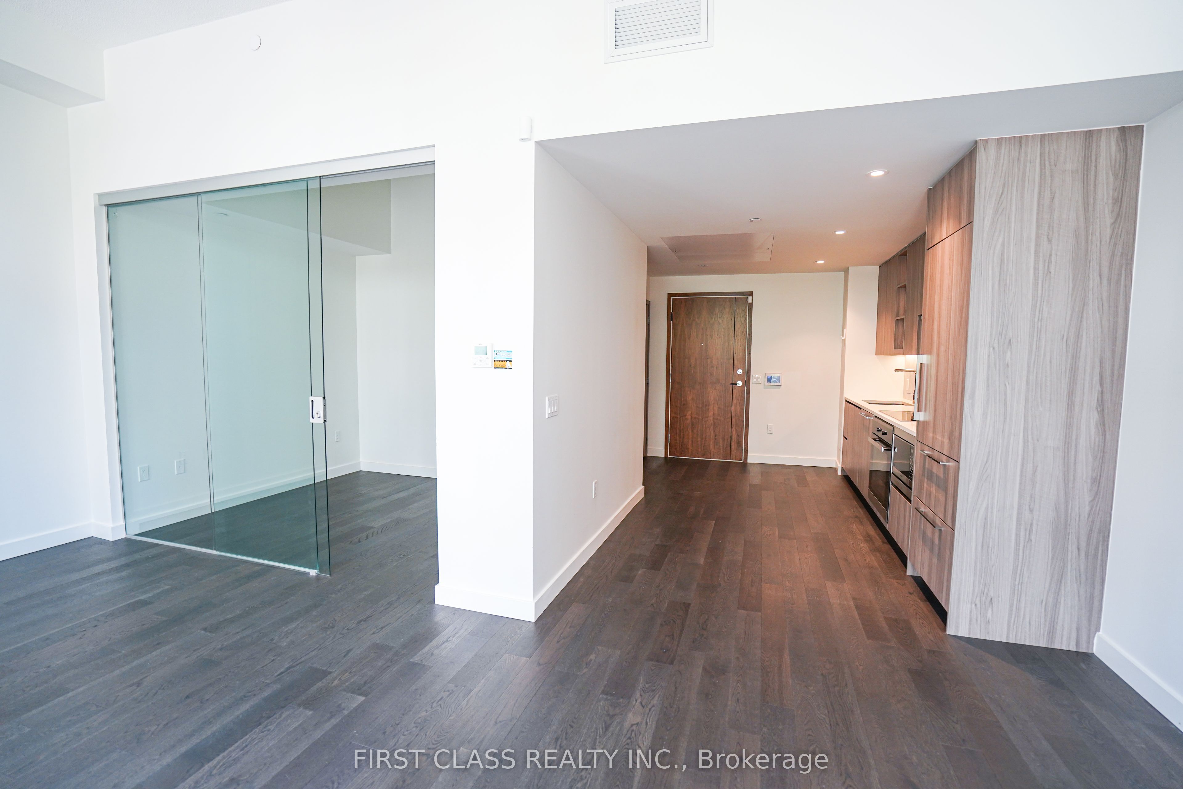 95 Mcmahon Drive TH103, Toronto, ON M2K 0H2 photo 4