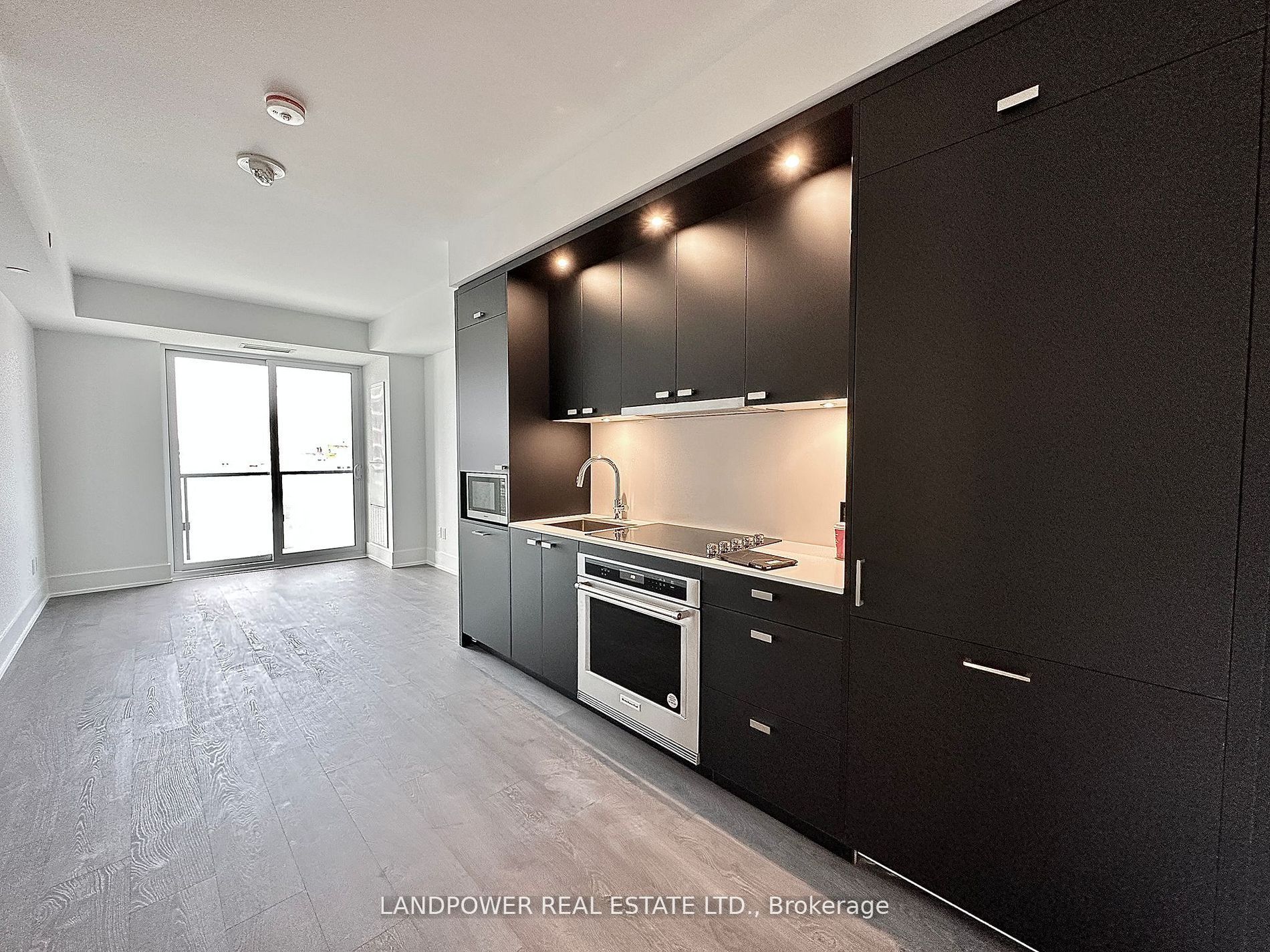 480 Front Street W 1203, Toronto, ON M5V 0V6 photo 2