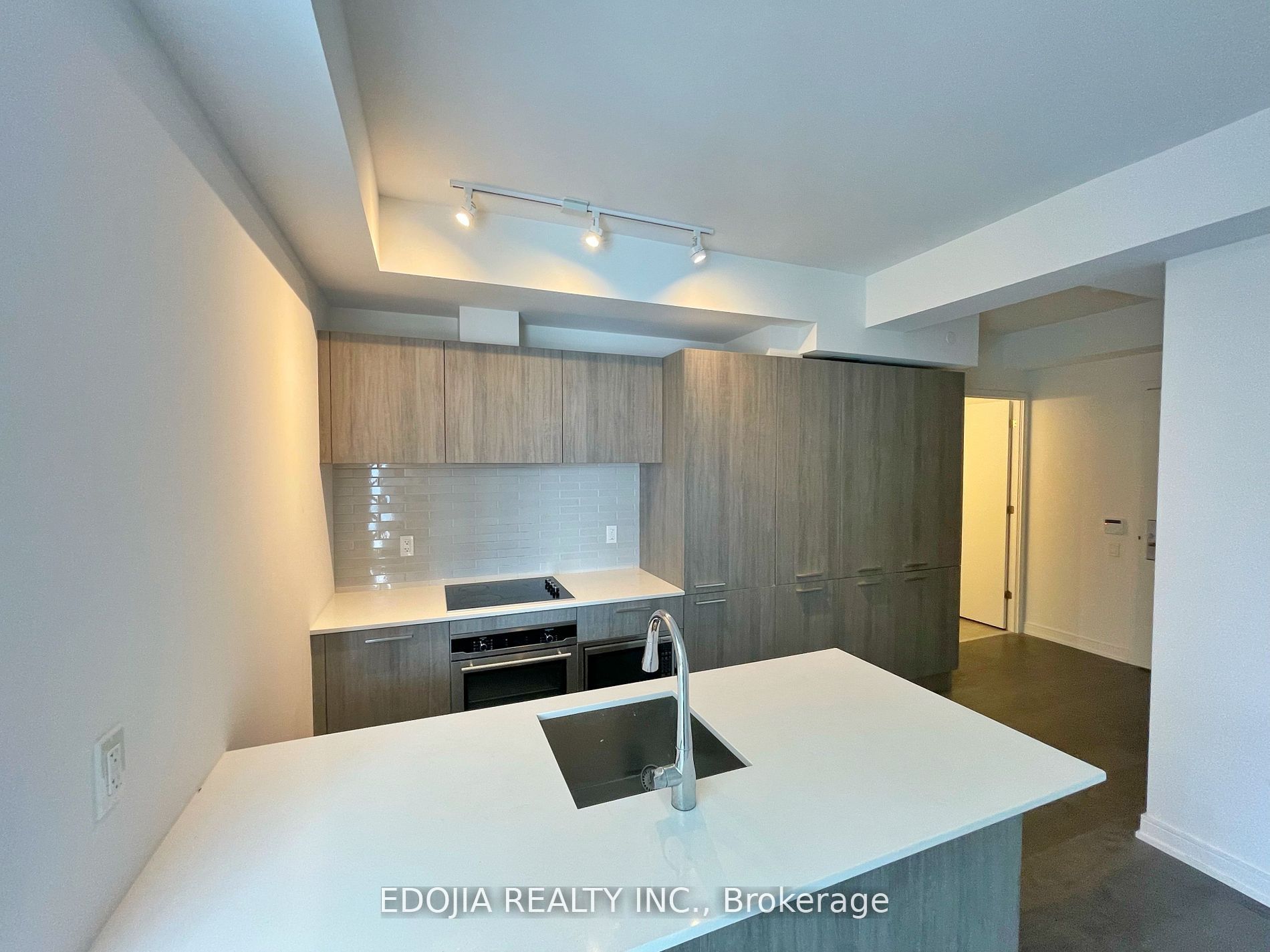3 Gloucester Street 2809, Toronto, ON M4Y 0C6 photo 4