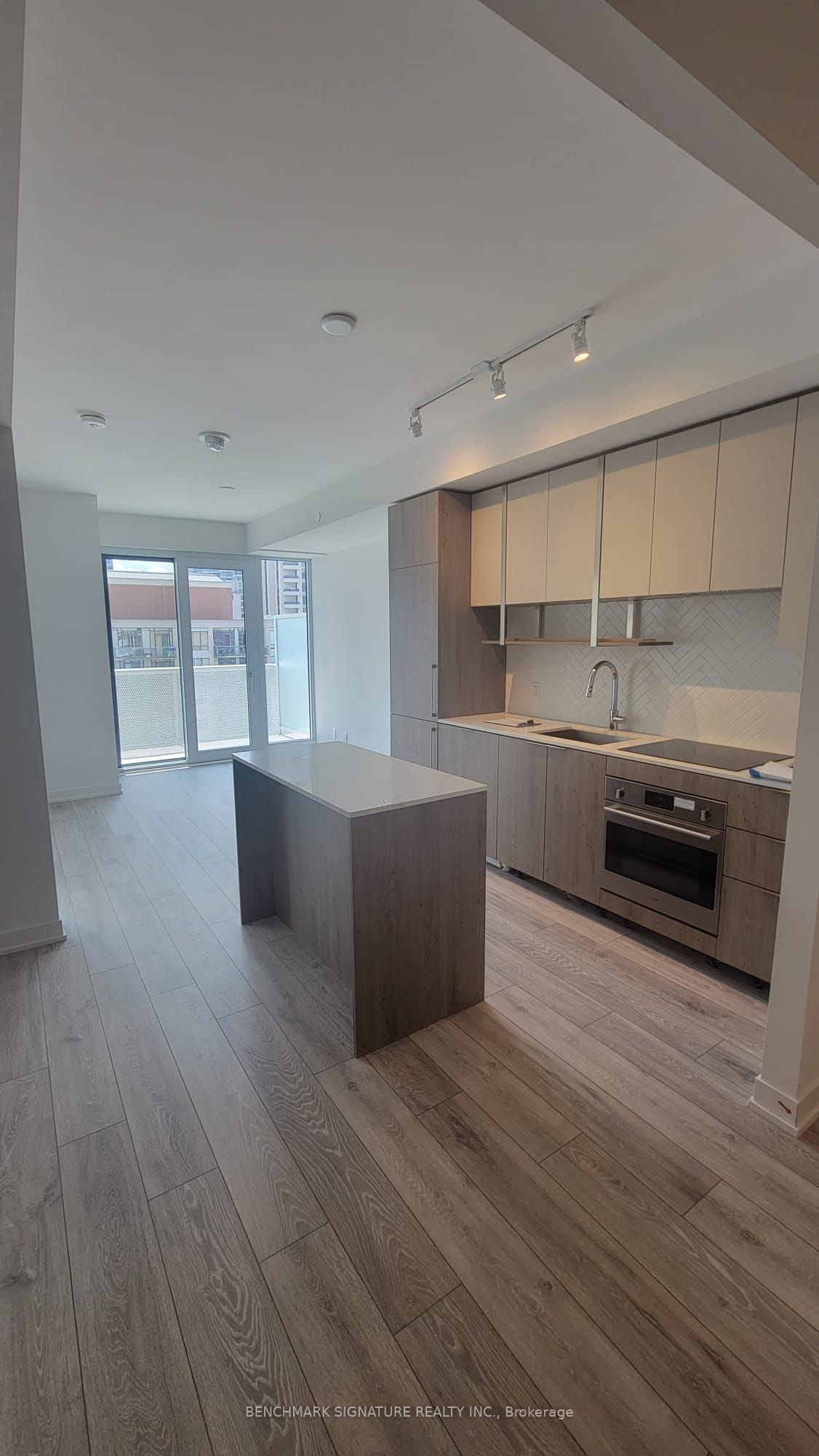 15 Holmes Avenue 1312, Toronto, ON M2N 0L4 photo 2