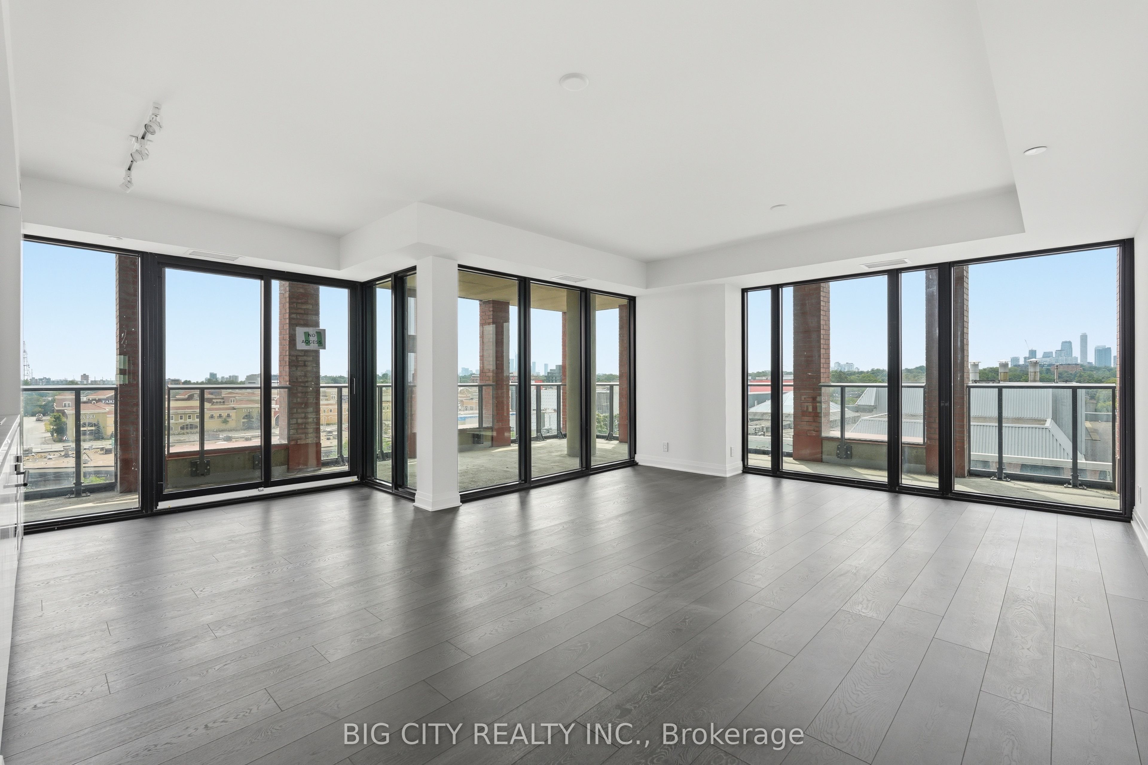 25 Frederick Todd Way 602, Toronto, ON M4G 0C9 photo 2