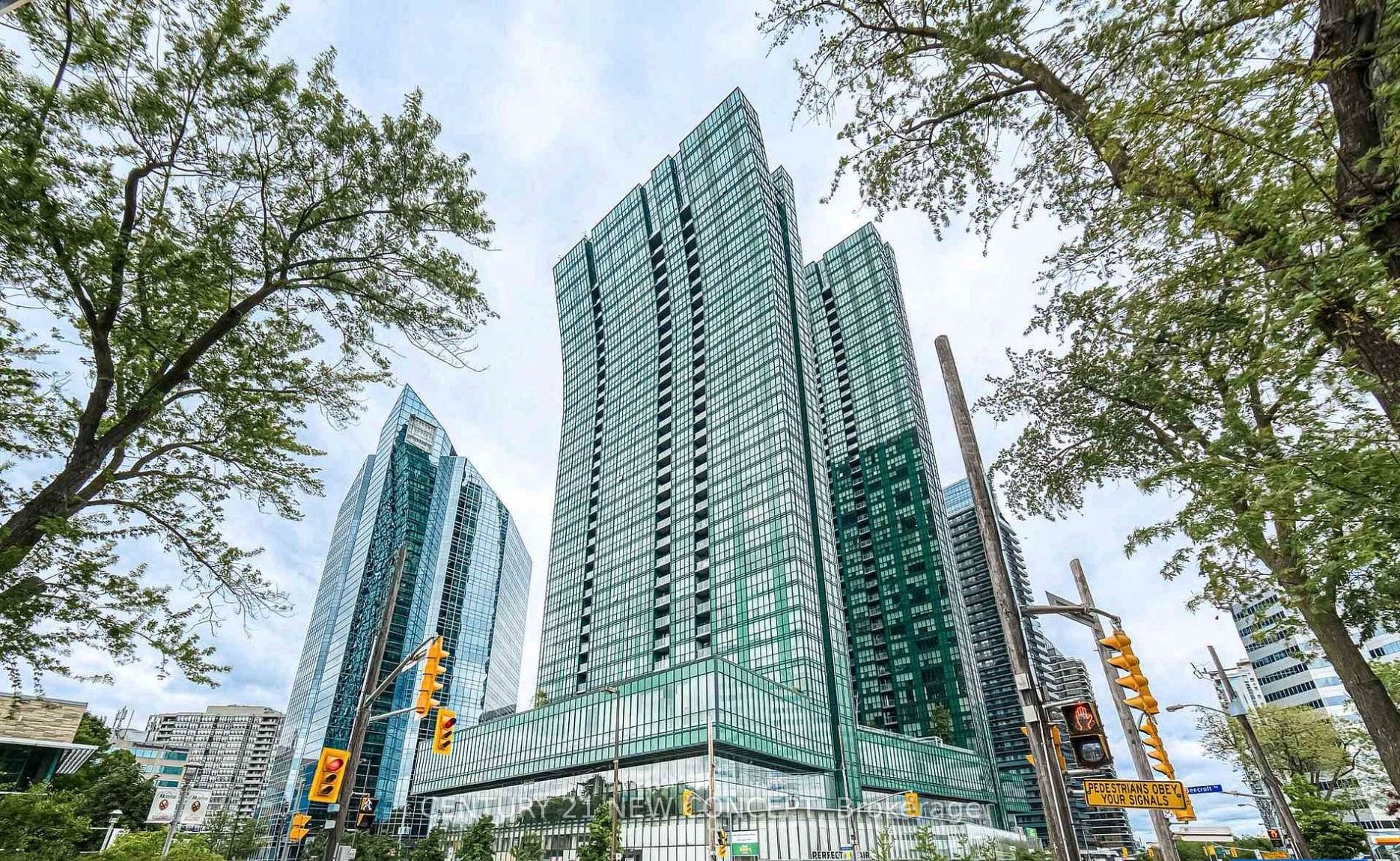 9 Bogert Avenue 3305, Toronto, ON M2N 0H3 photo 2