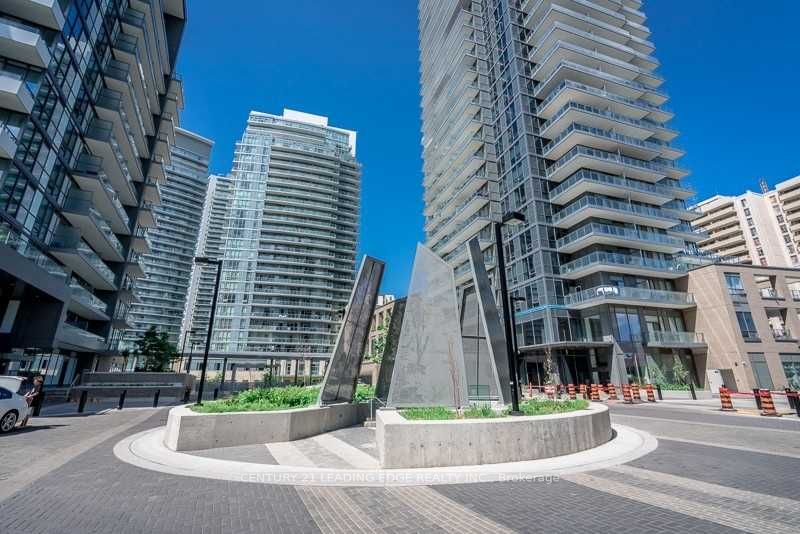 50 Forest Manor Road 204, Toronto, ON M2J 1M6