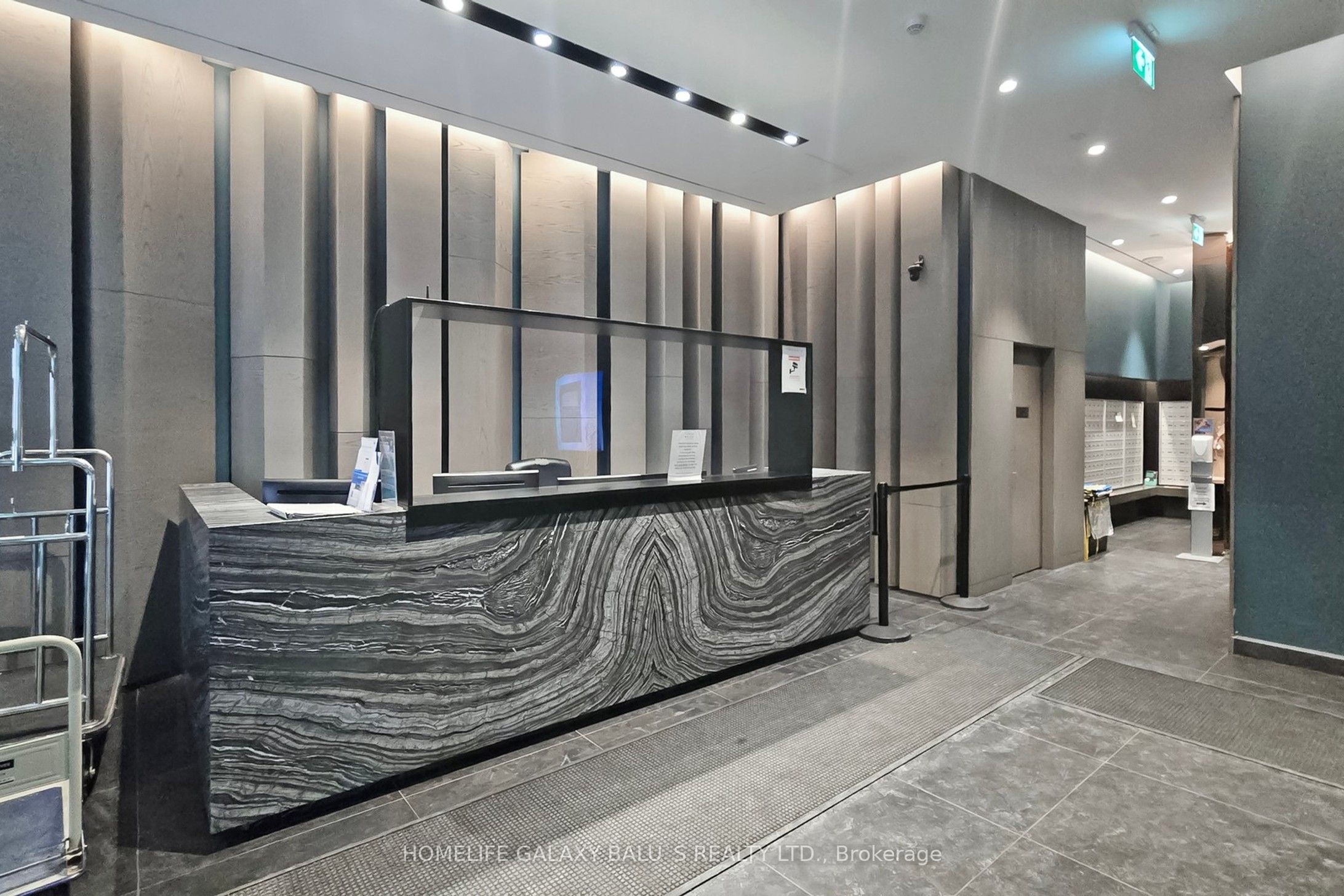 25 Richmond Street E 1216, Toronto, ON M5C 0A6 photo 3