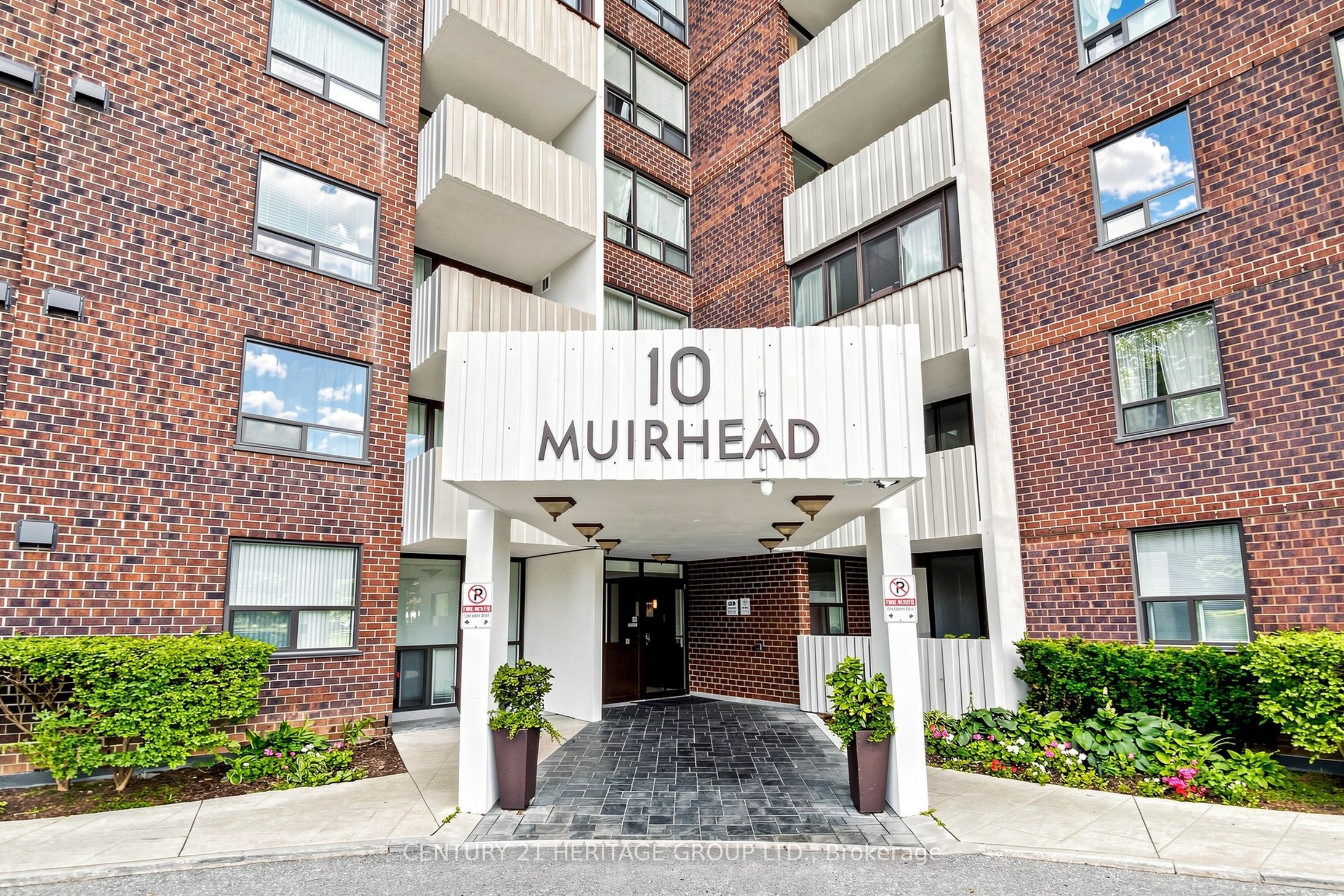 10 Muirhead Road 1206, Toronto, ON M2J 4P9 photo 3