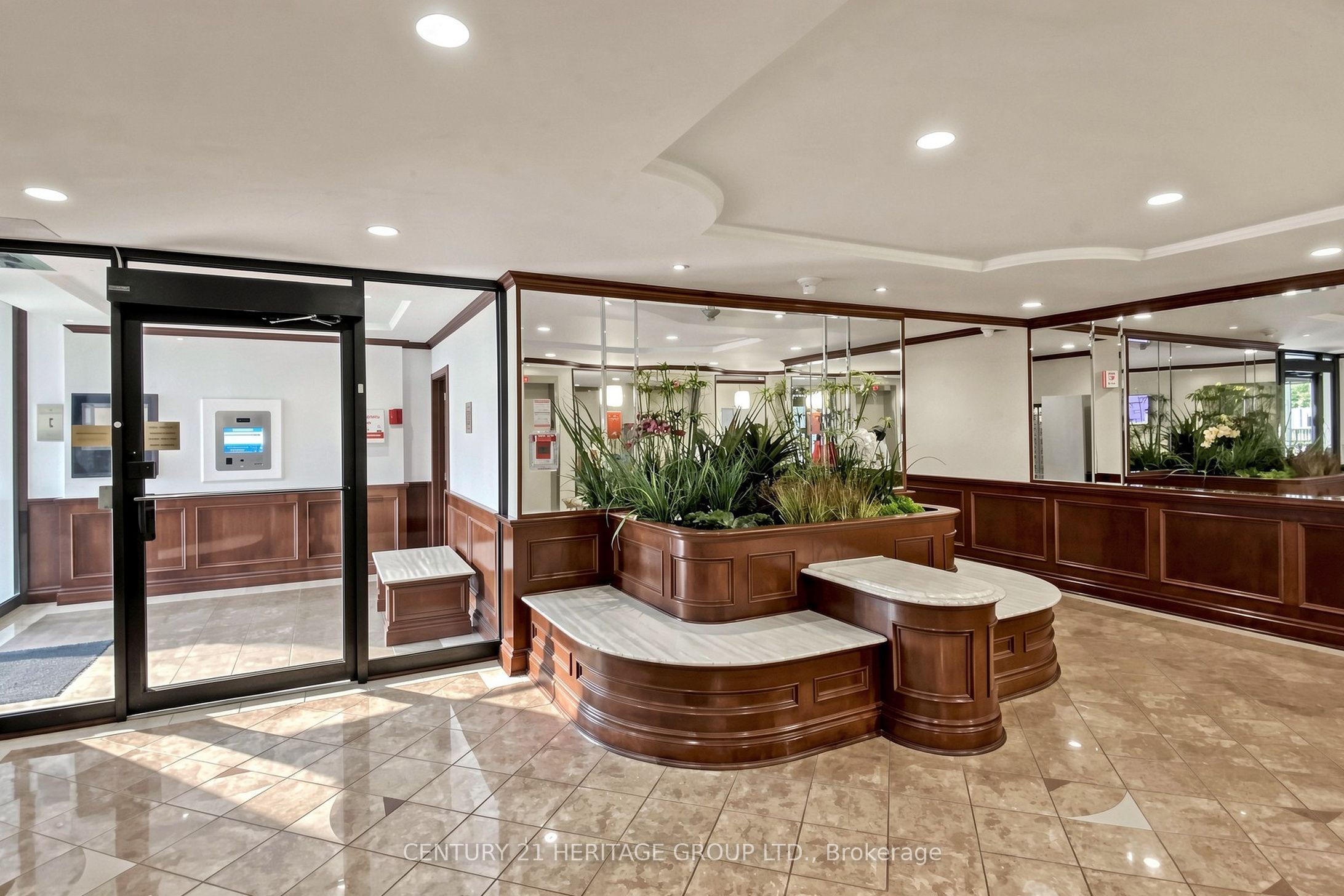 10 Muirhead Road 1206, Toronto, ON M2J 4P9 photo 4