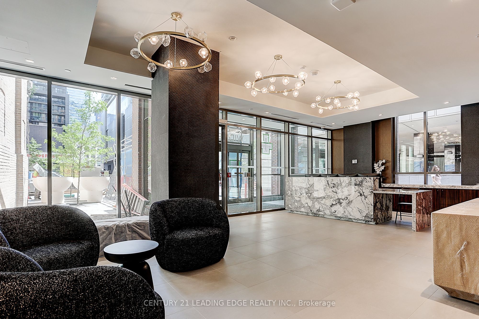 8 WIDMER Street 913, Toronto, ON M5V 0W6 photo 3