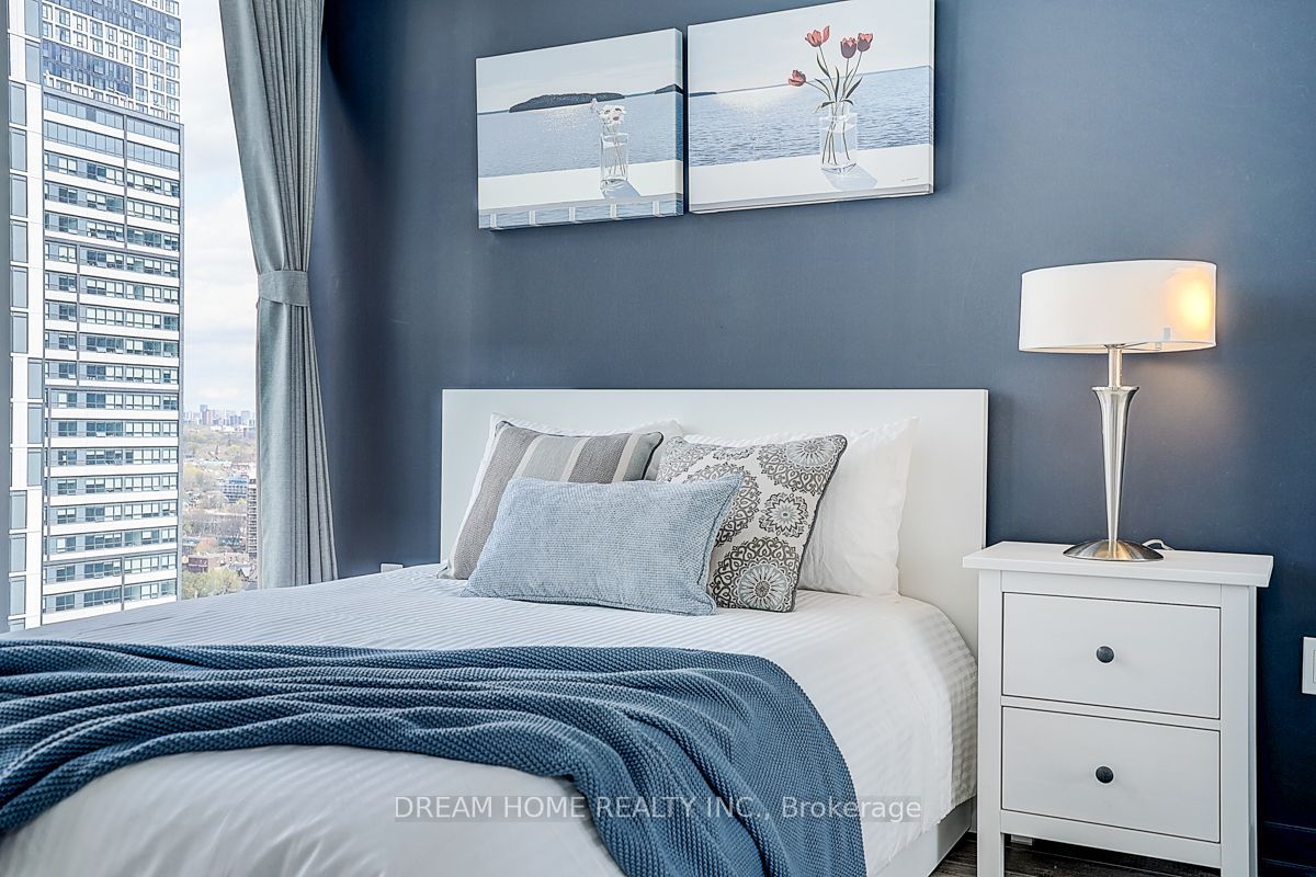 77 Shuter Street 2611, Toronto, ON M5B 0B8 photo 2