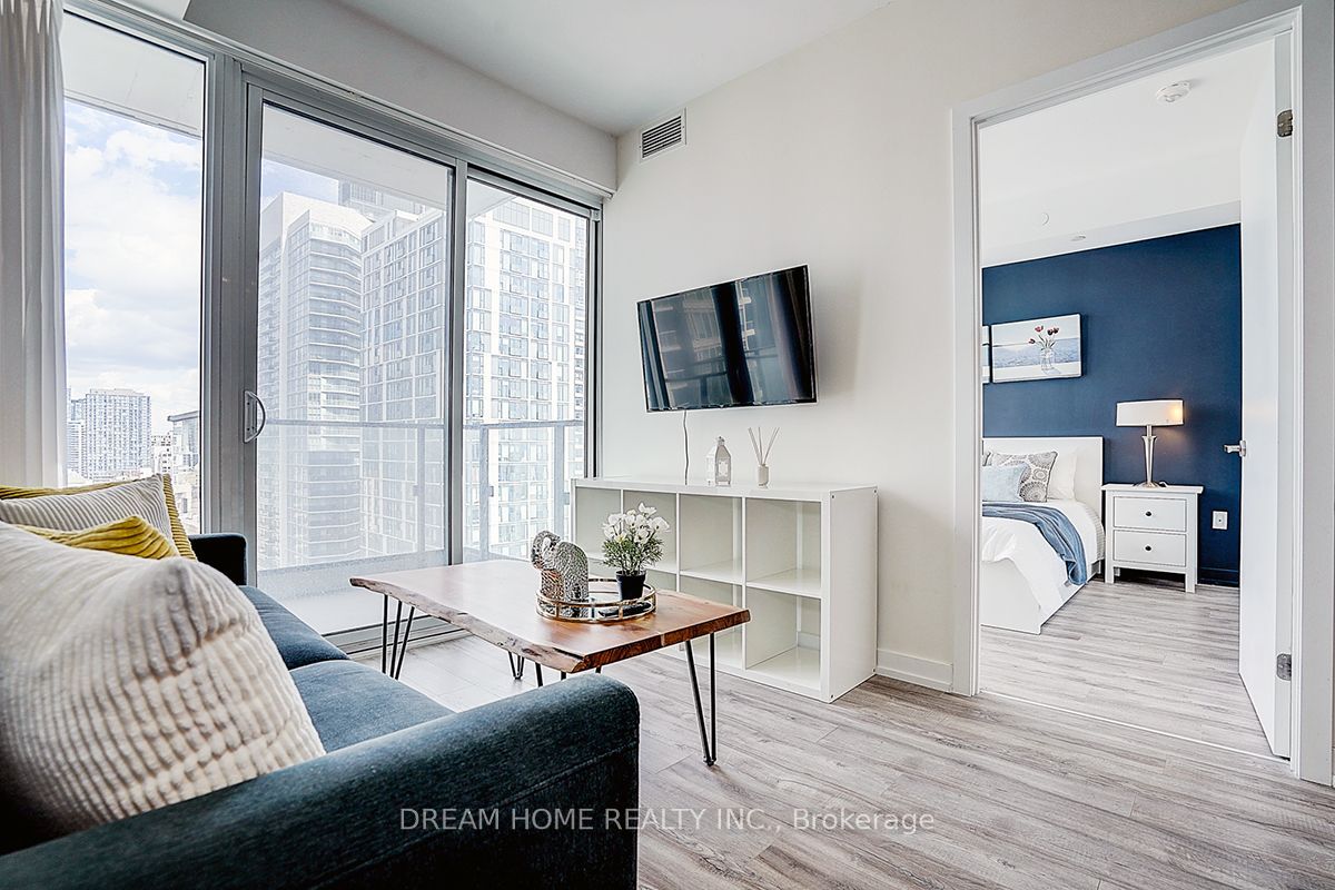 77 Shuter Street 2611, Toronto, ON M5B 0B8 photo 4
