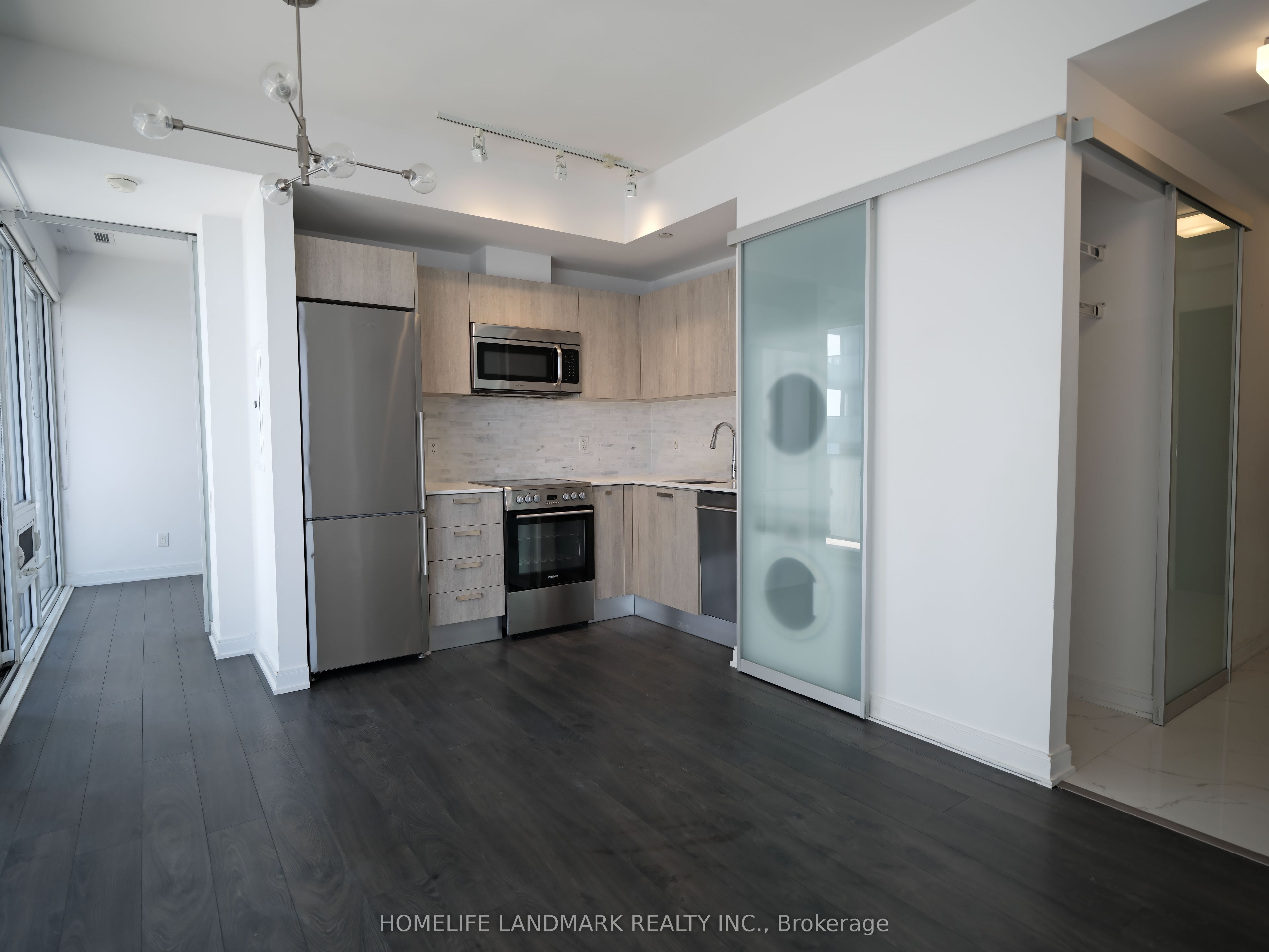 42 Charles Street E 3110, Toronto, ON M4Y 1N3 photo 2