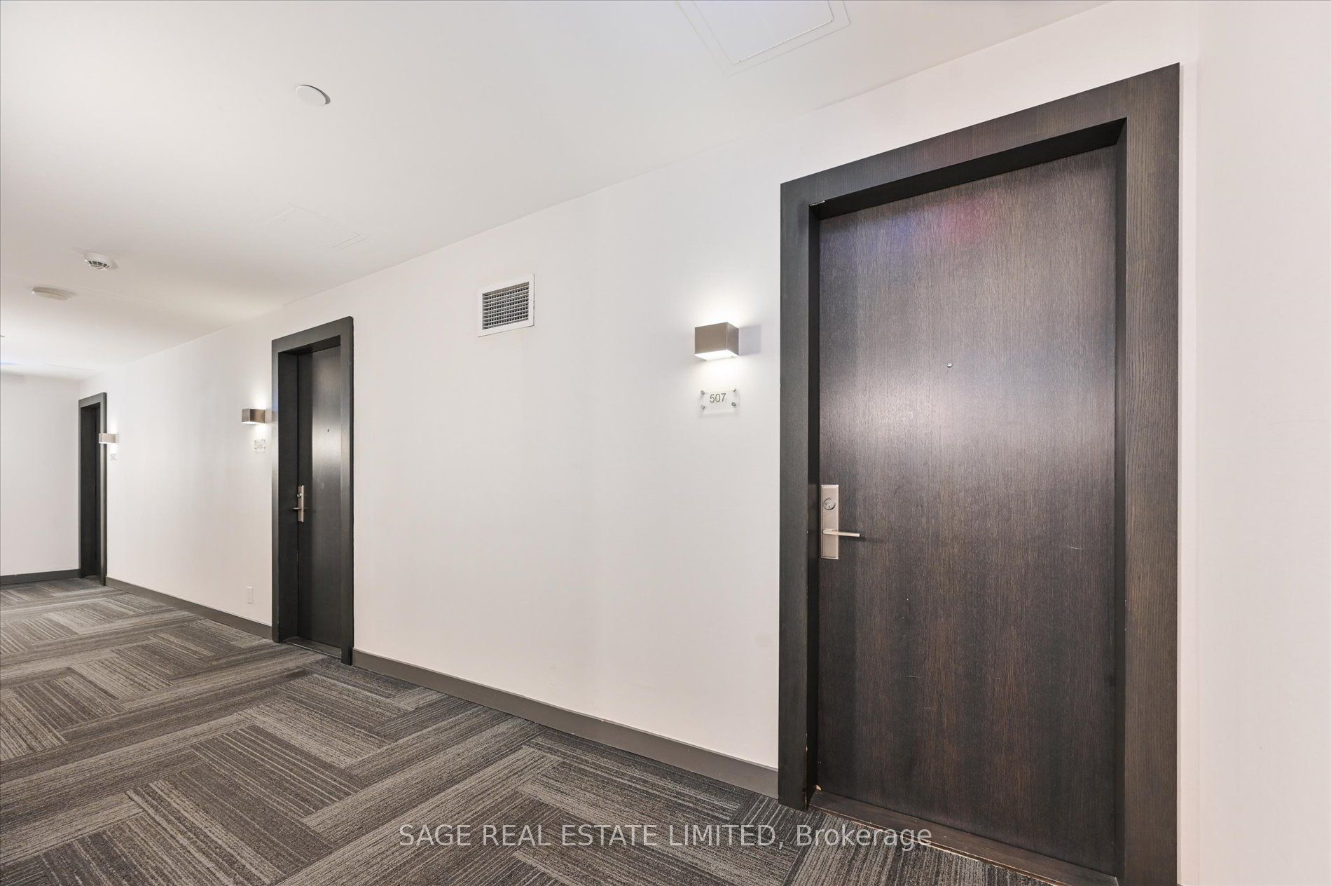 1815 Yonge Street 507, Toronto, ON M4T 2A4 photo 5