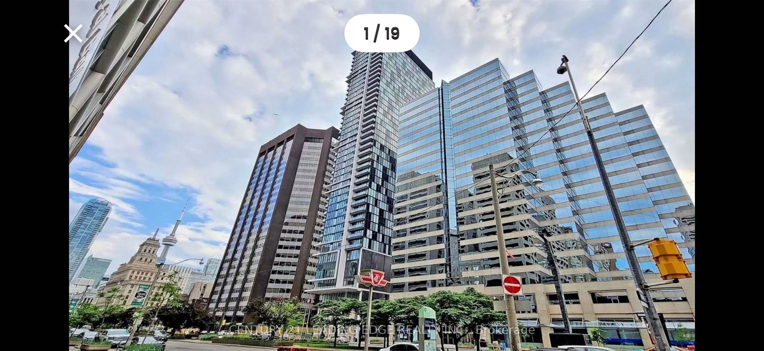 426 University Avenue 3205, Toronto, ON M5G 1S9