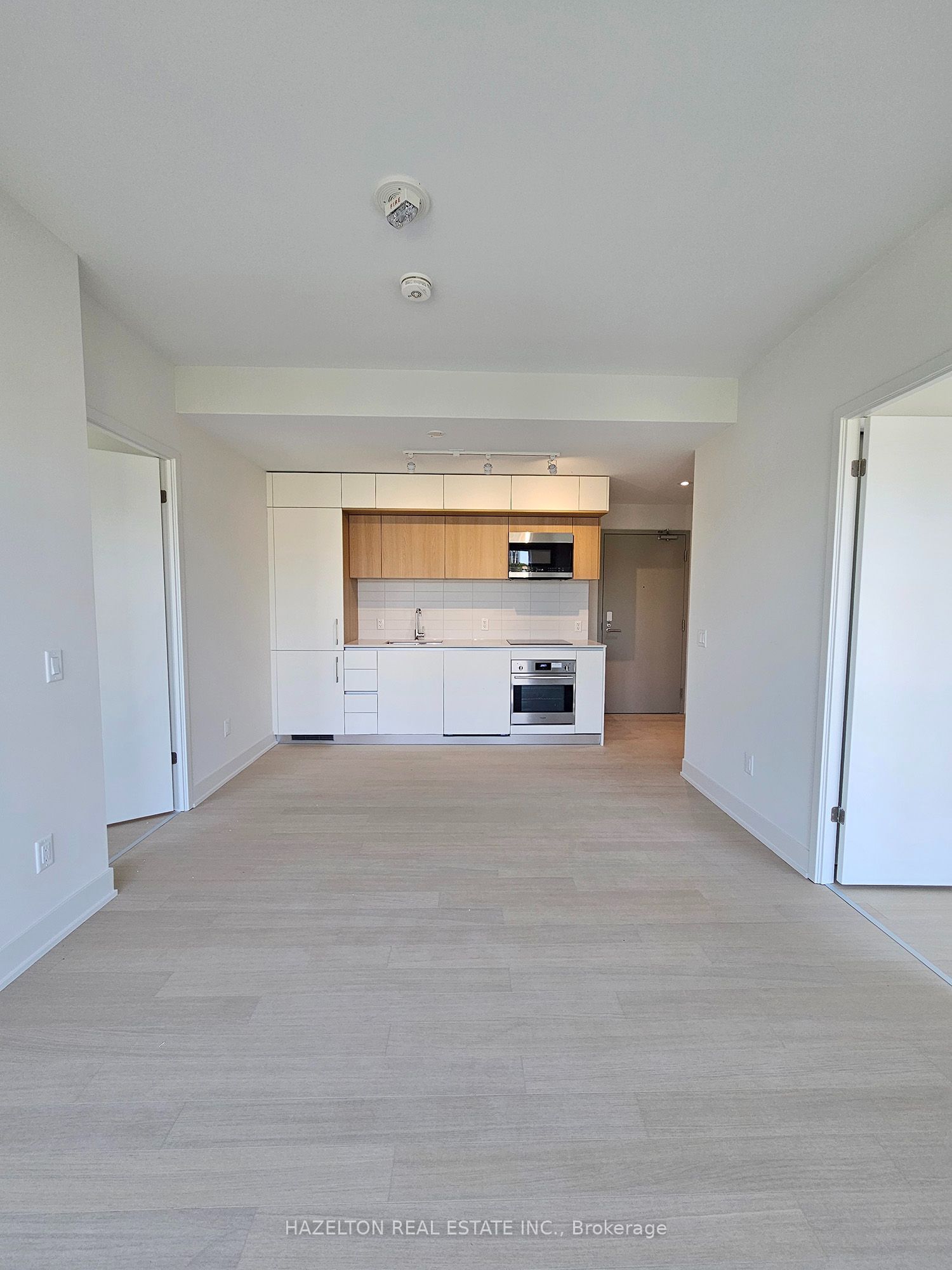 322 Dupont Street 613, Toronto, ON M5R 0E3 photo 5