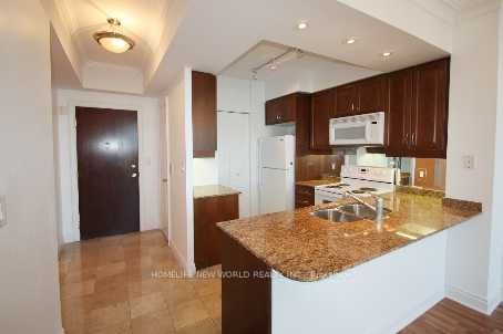 38 William Carson Crescent 919, Toronto, ON M2P 2A1 photo 2