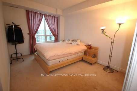 38 William Carson Crescent 919, Toronto, ON M2P 2A1 photo 3