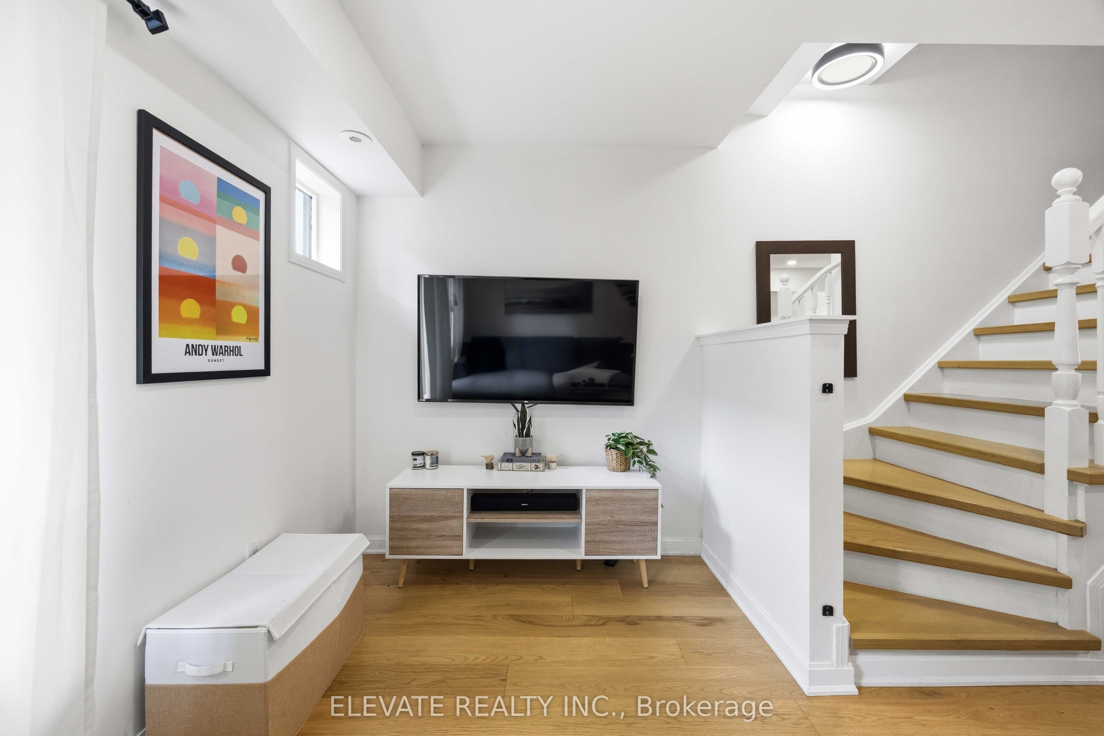 50 Merchant Lane 206, Toronto, ON M6P 4J6 photo 3